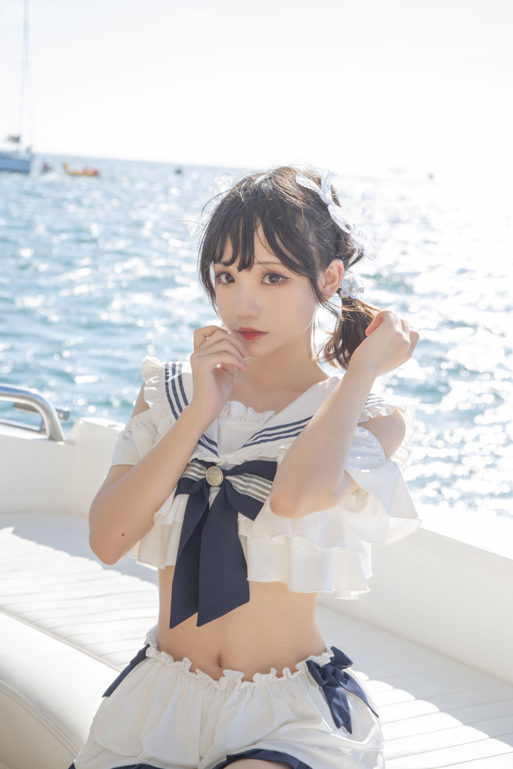 [福利COS] 花柒Hana - 三亚熊之海军风泳装