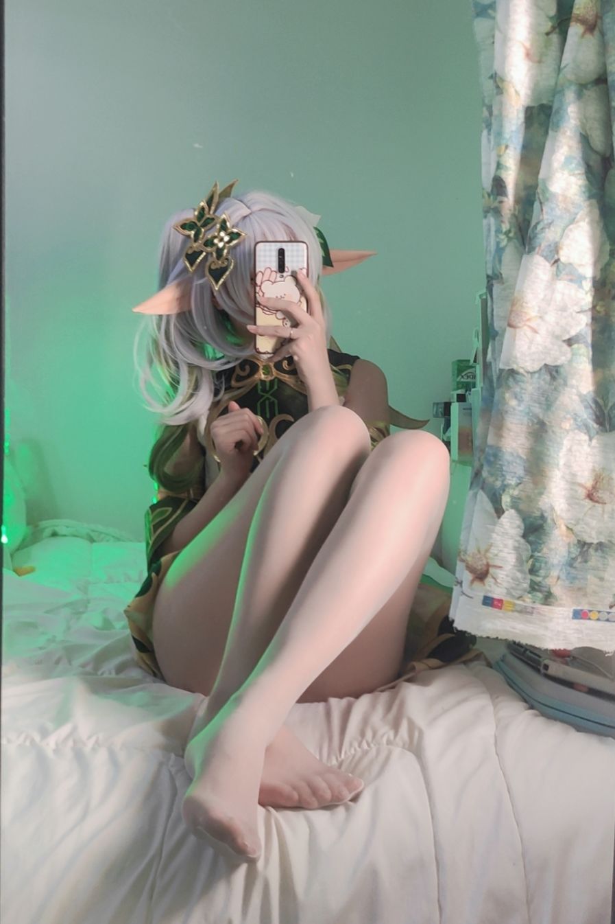[福利COS] 洛桑w伊梓 - 小草神