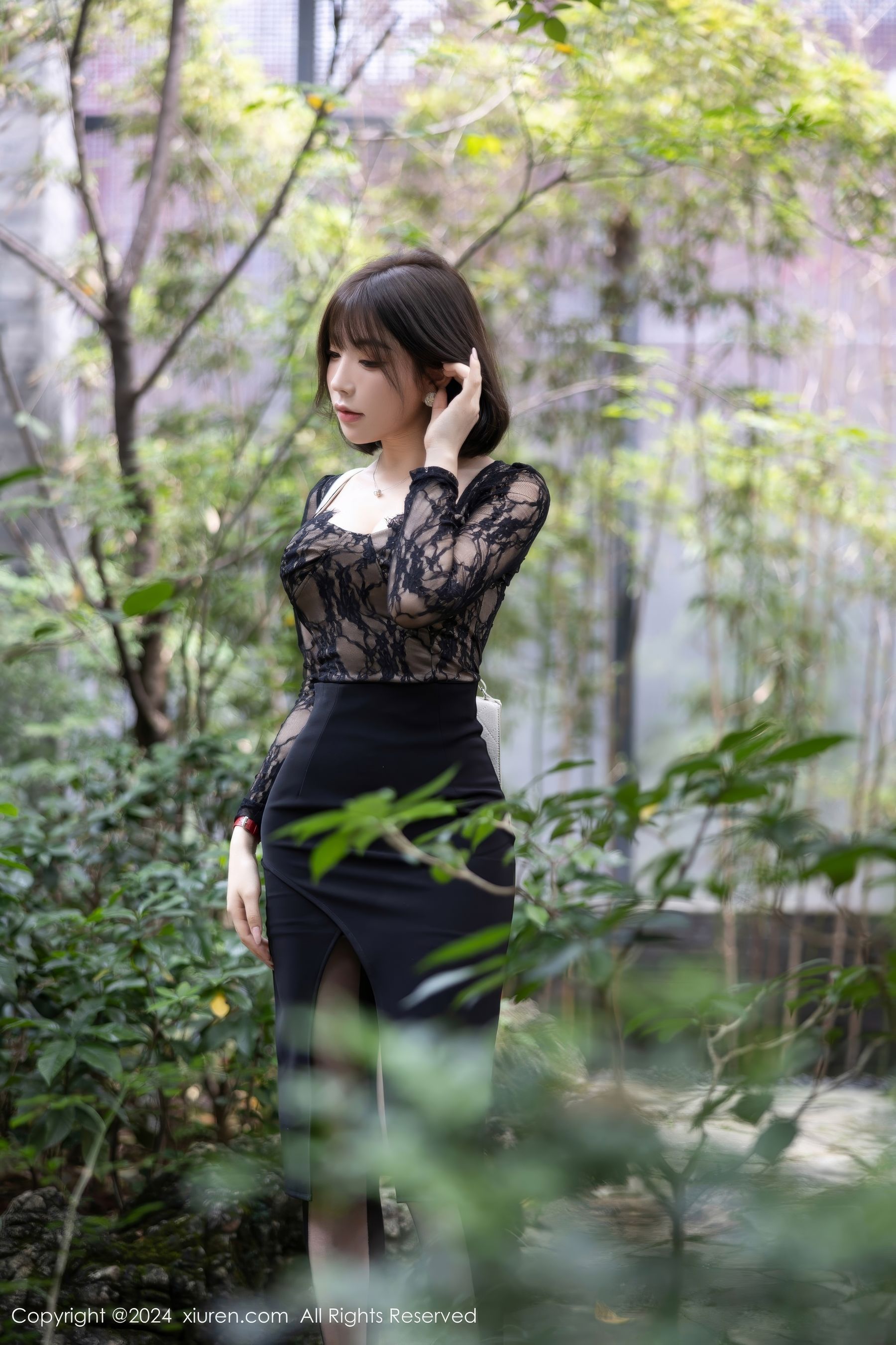 [秀人XiuRen] 2024.10.09 No.9257 徐莉芝Booty