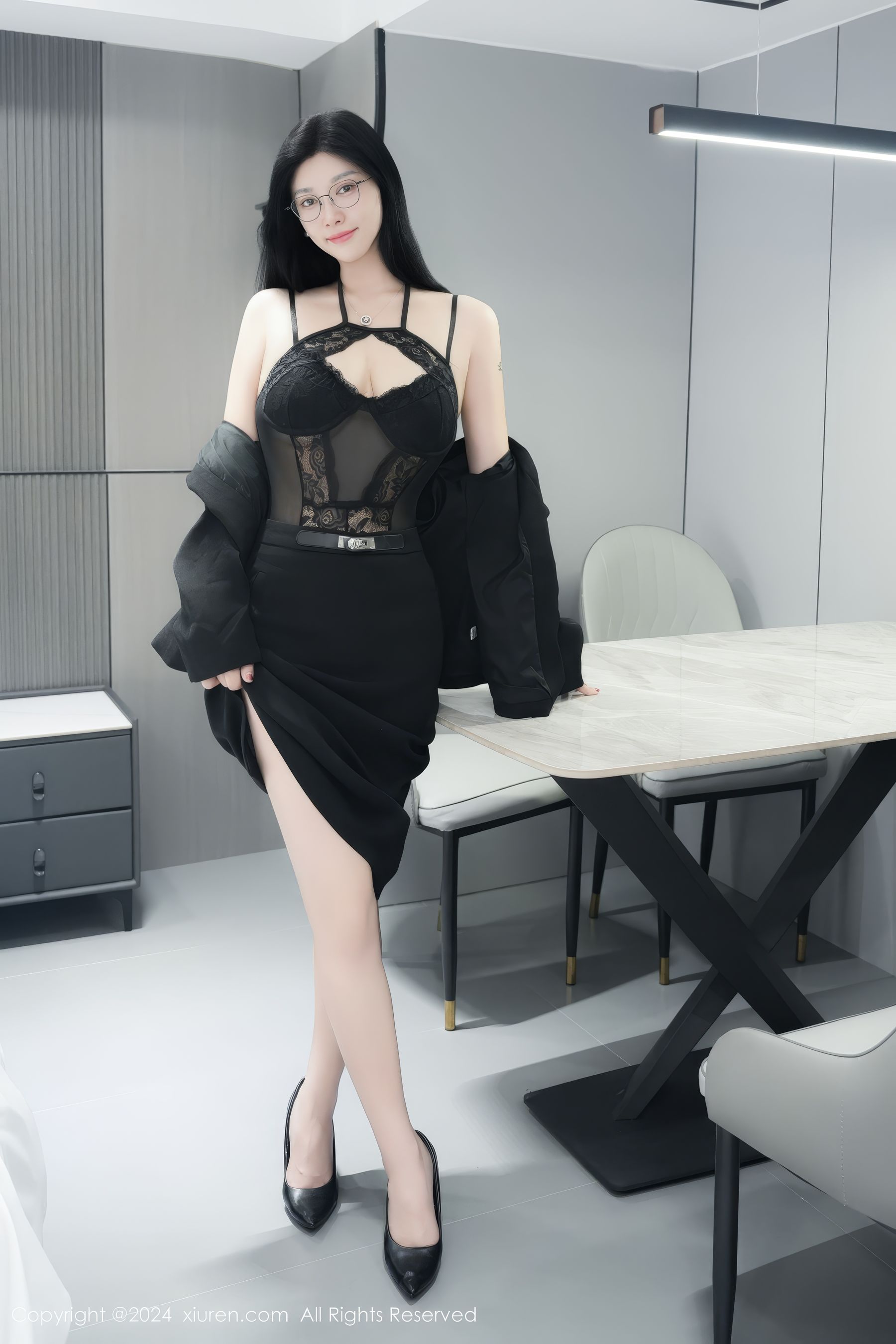 [秀人XiuRen] 2024.12.23 No.9639 雅茹老师