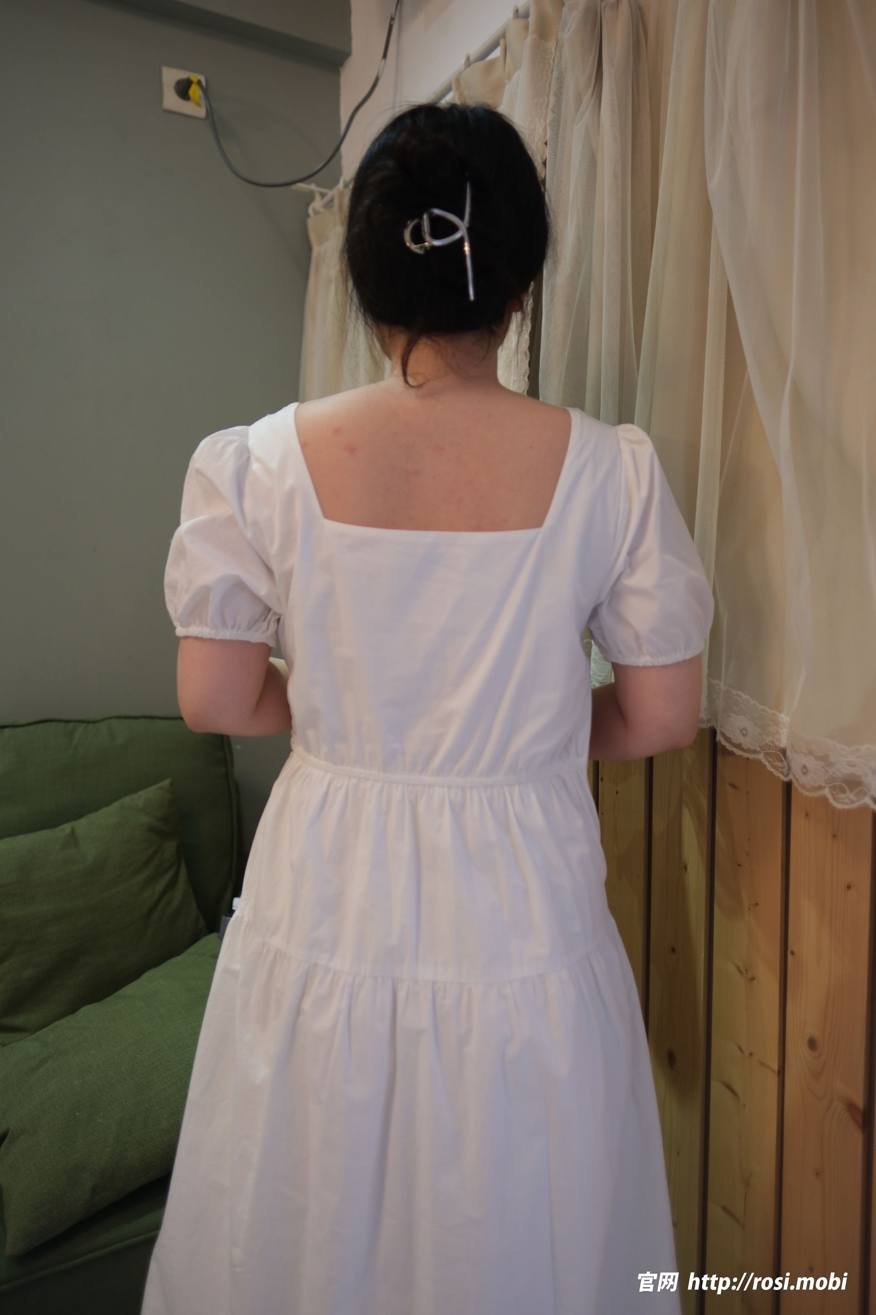 [ROSI写真] 2025.01.02 NO.4777