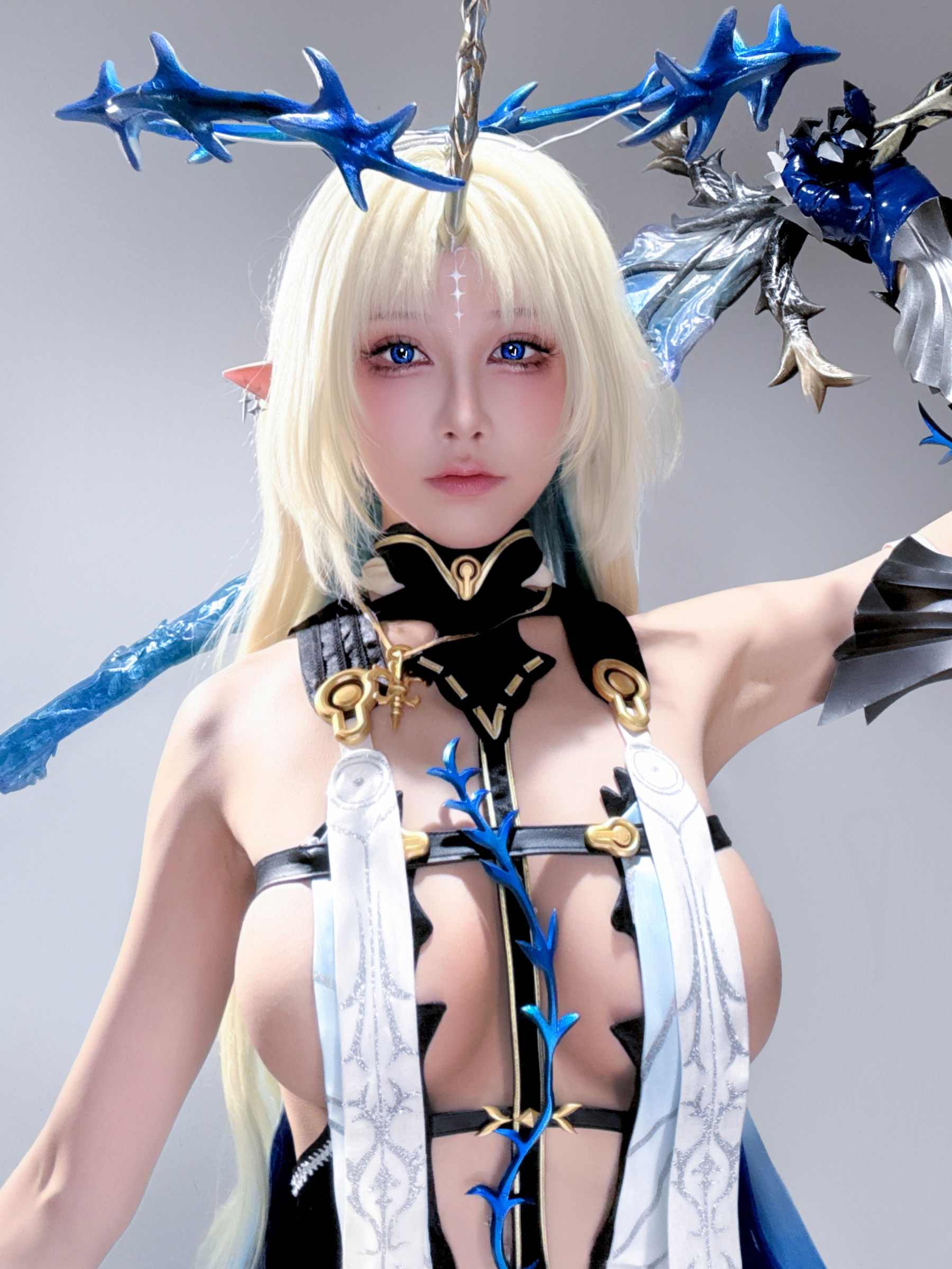 动漫博主水淼aqua - 芙露德莉斯 Fleurdelys 自拍