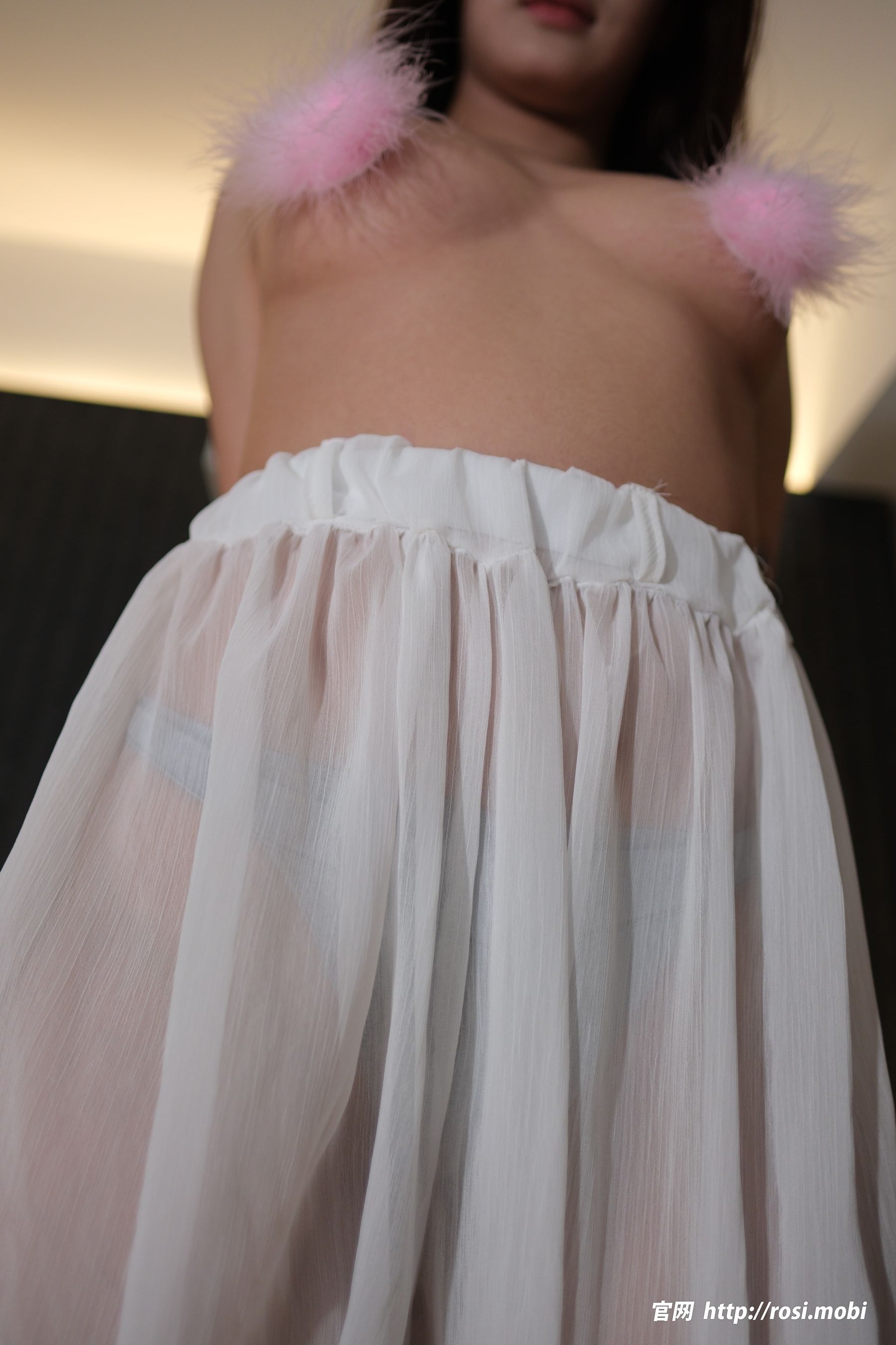 [ROSI写真] 2025.07.09 NO.4965