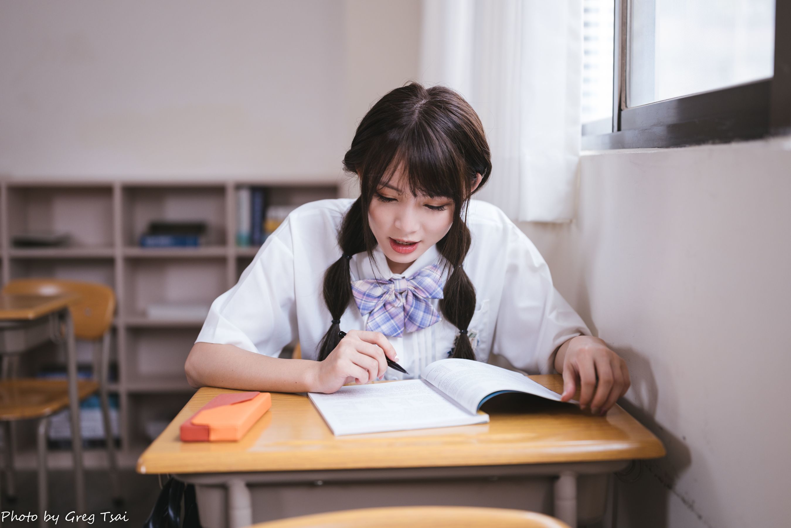 Ashley - 学生服