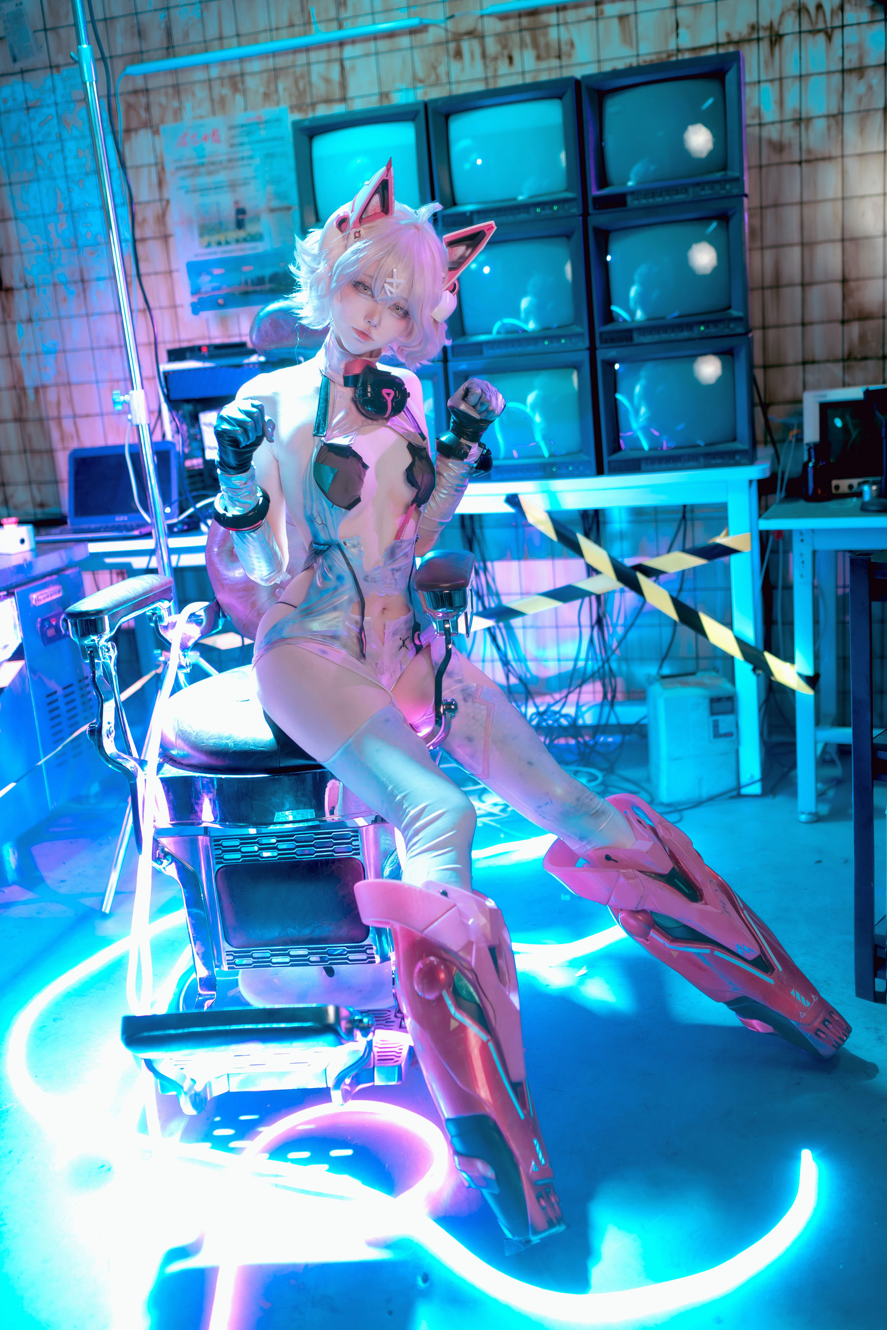 安食Ajiki - 交错战线 绯猁