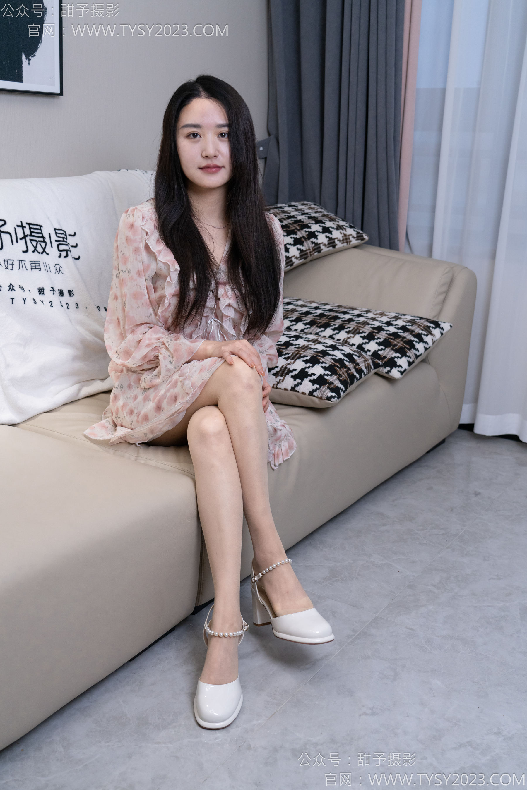 甜予摄影 No.144 澜澜 - 高跟鞋、薄肉丝