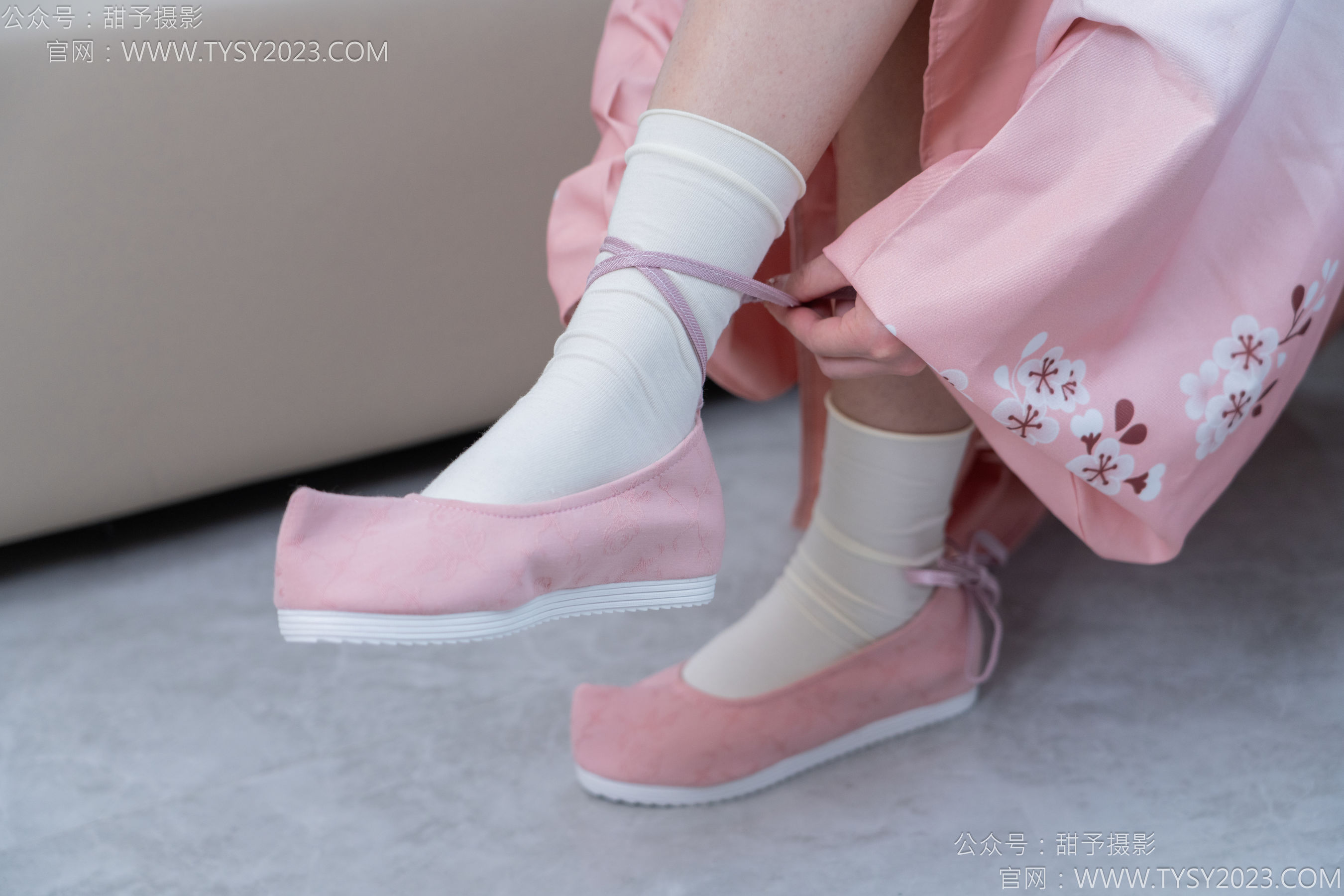 甜予摄影 No.183 知知 - 布鞋、白棉袜、裸足