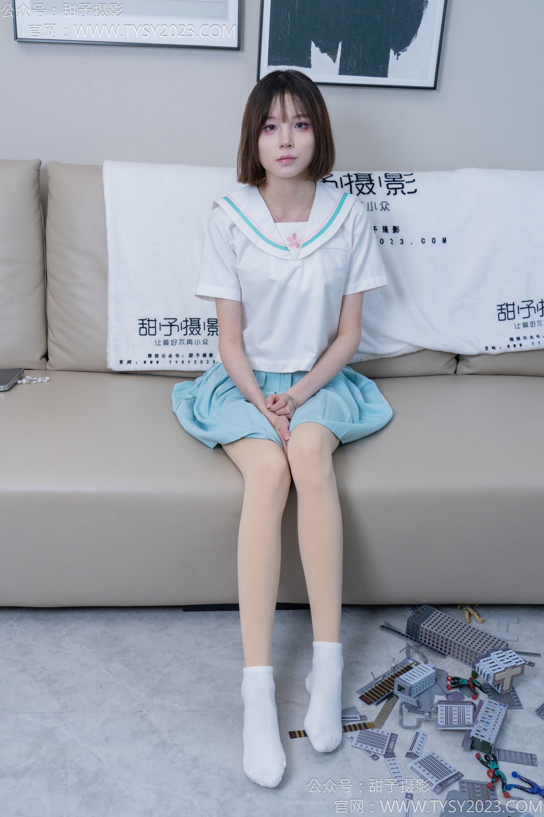 甜予摄影 No.182 珞珞 - 板鞋、白棉袜、厚肉丝、小人国剧情