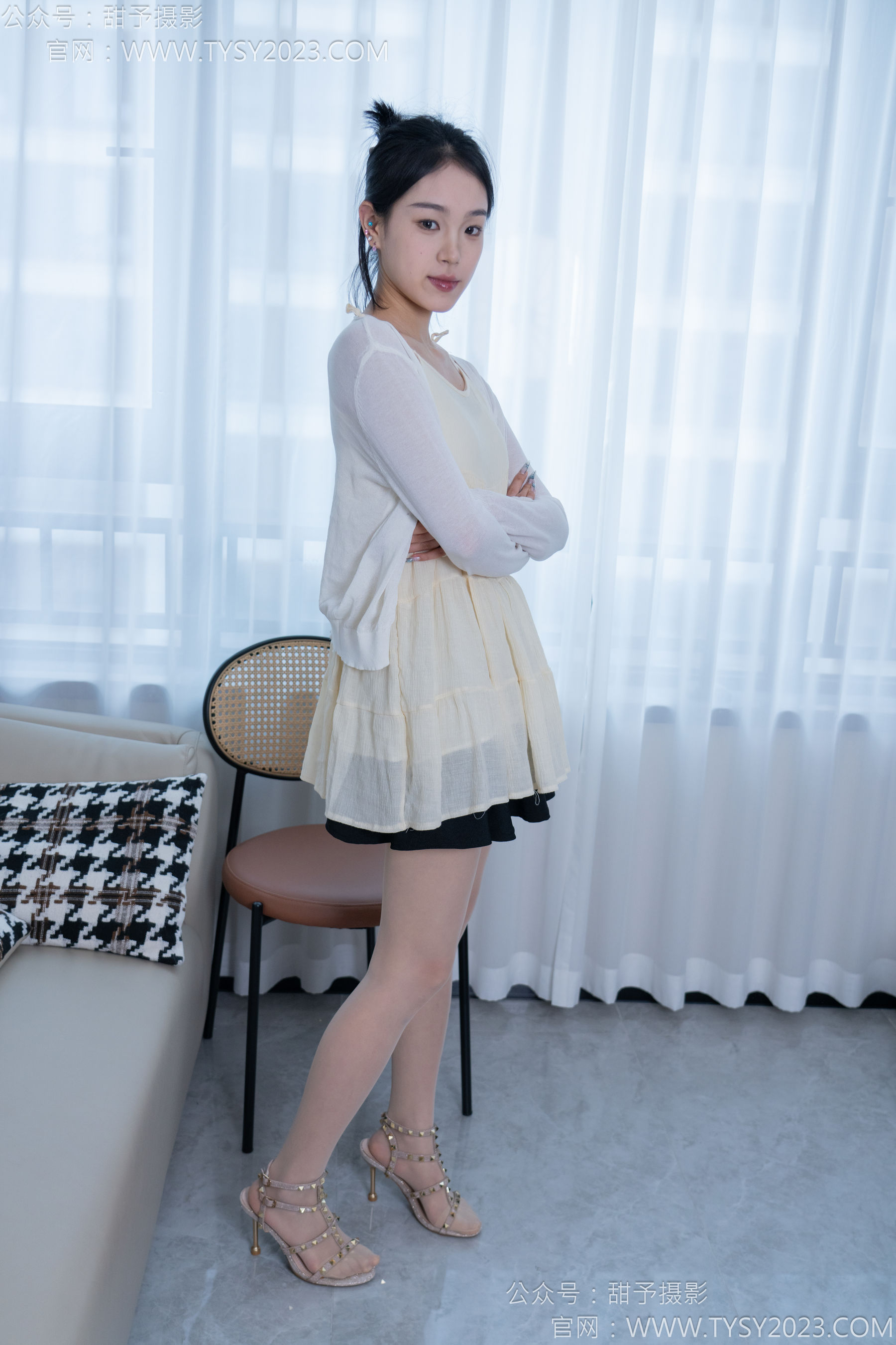甜予摄影 No.156 咻咻 - 高跟鞋、薄肉丝