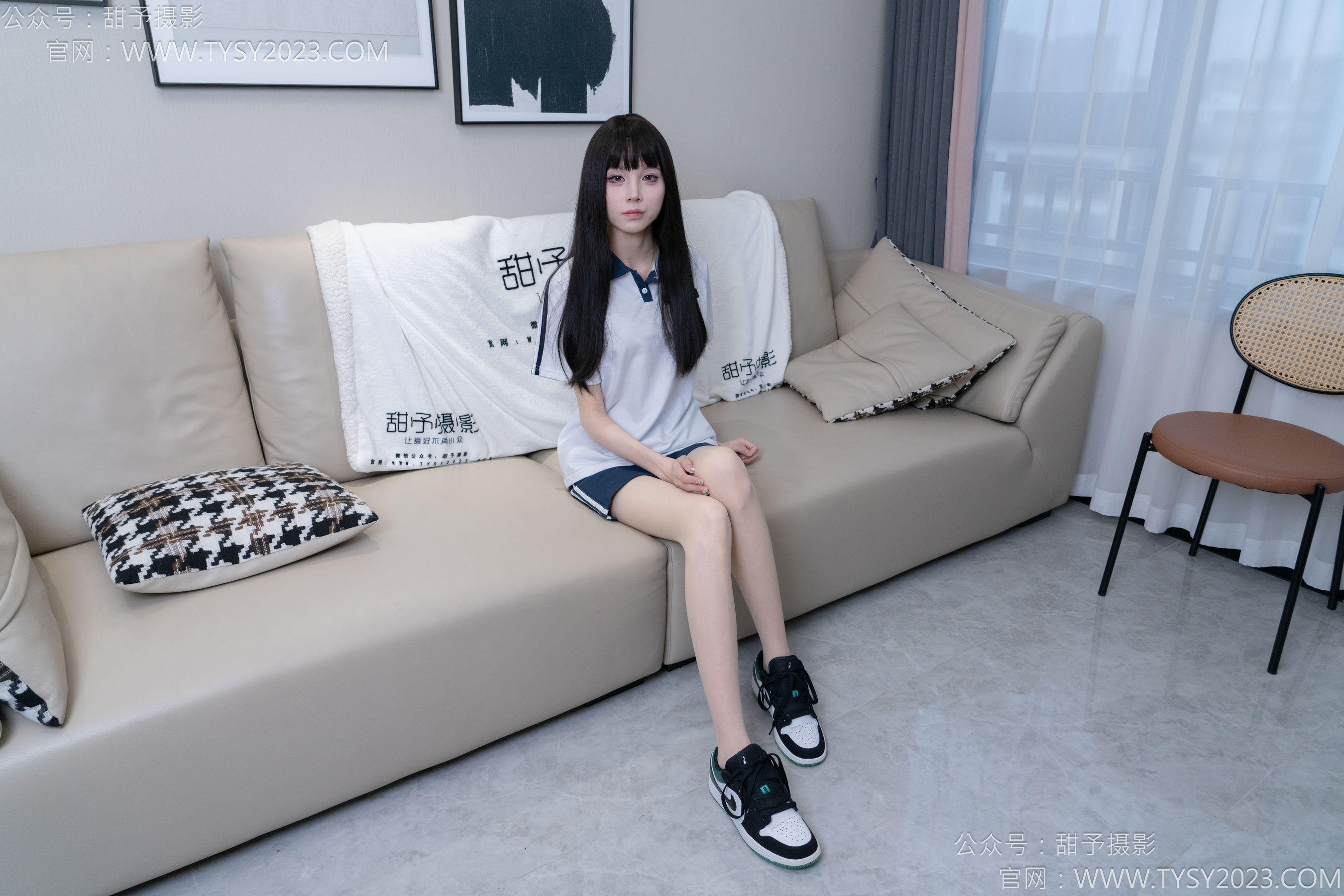 甜予摄影 No.176 珞珞 - 板鞋、薄肉丝