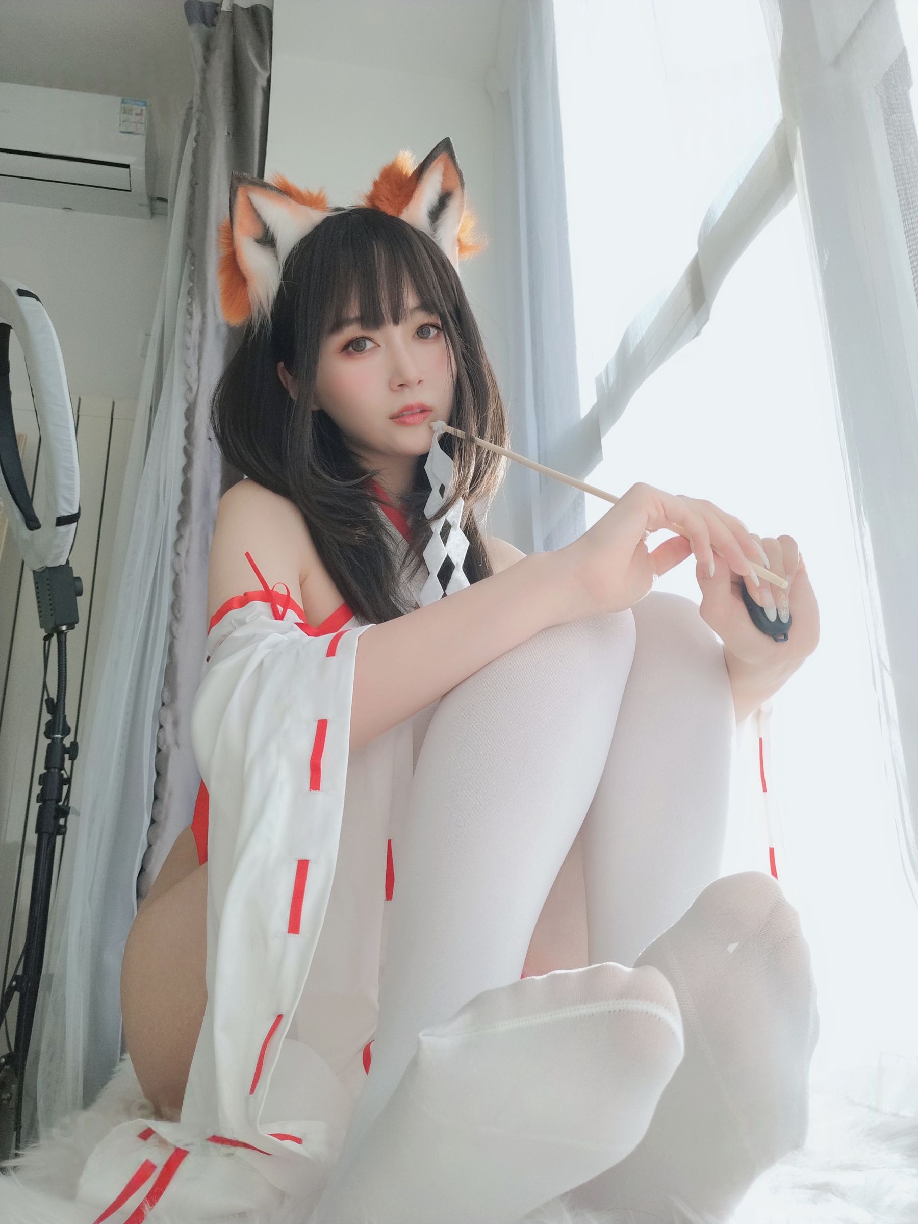 Coser小姐姐 白银 - 神社小狐狸