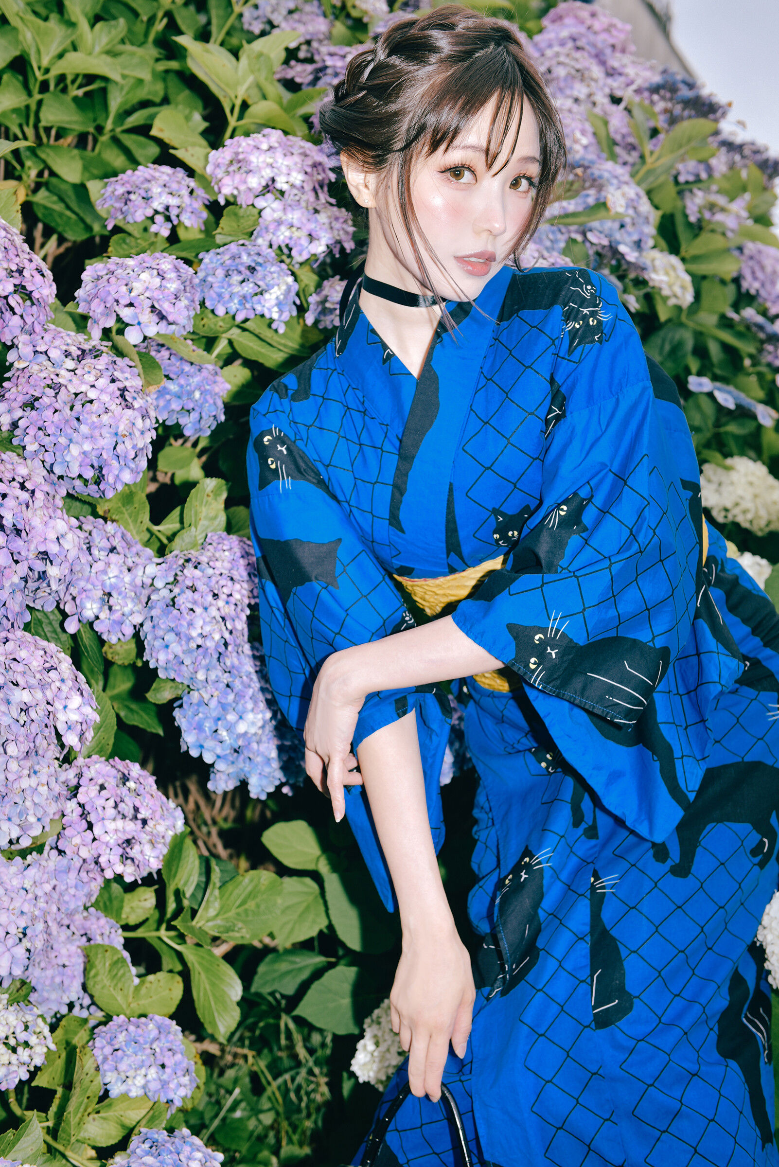 Ely_eee(ElyEE子) - Rainy Season Black Cat