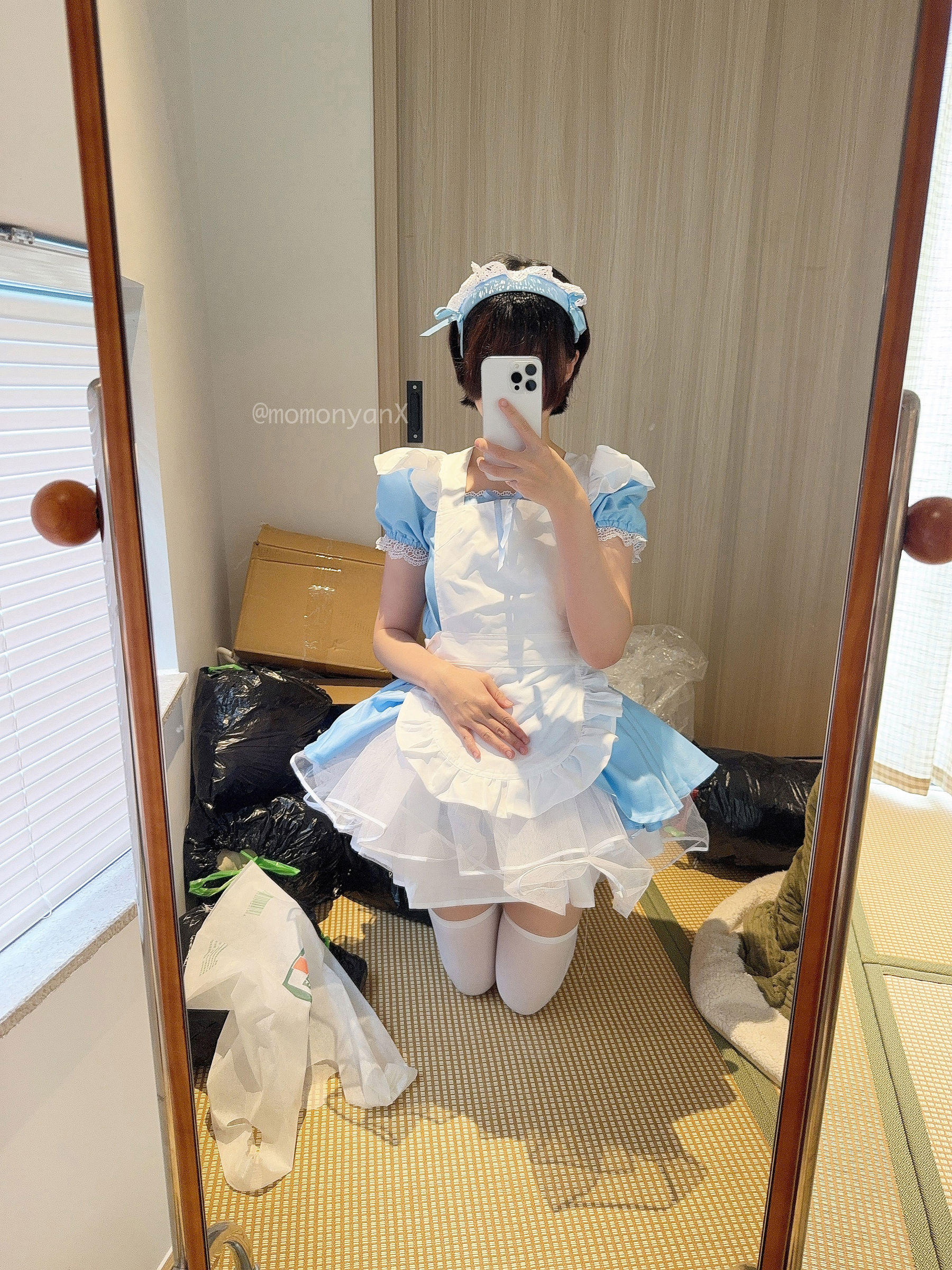 NAGISA魔物喵 [fantia] ゴミ屋敷掃除してるメイドさん