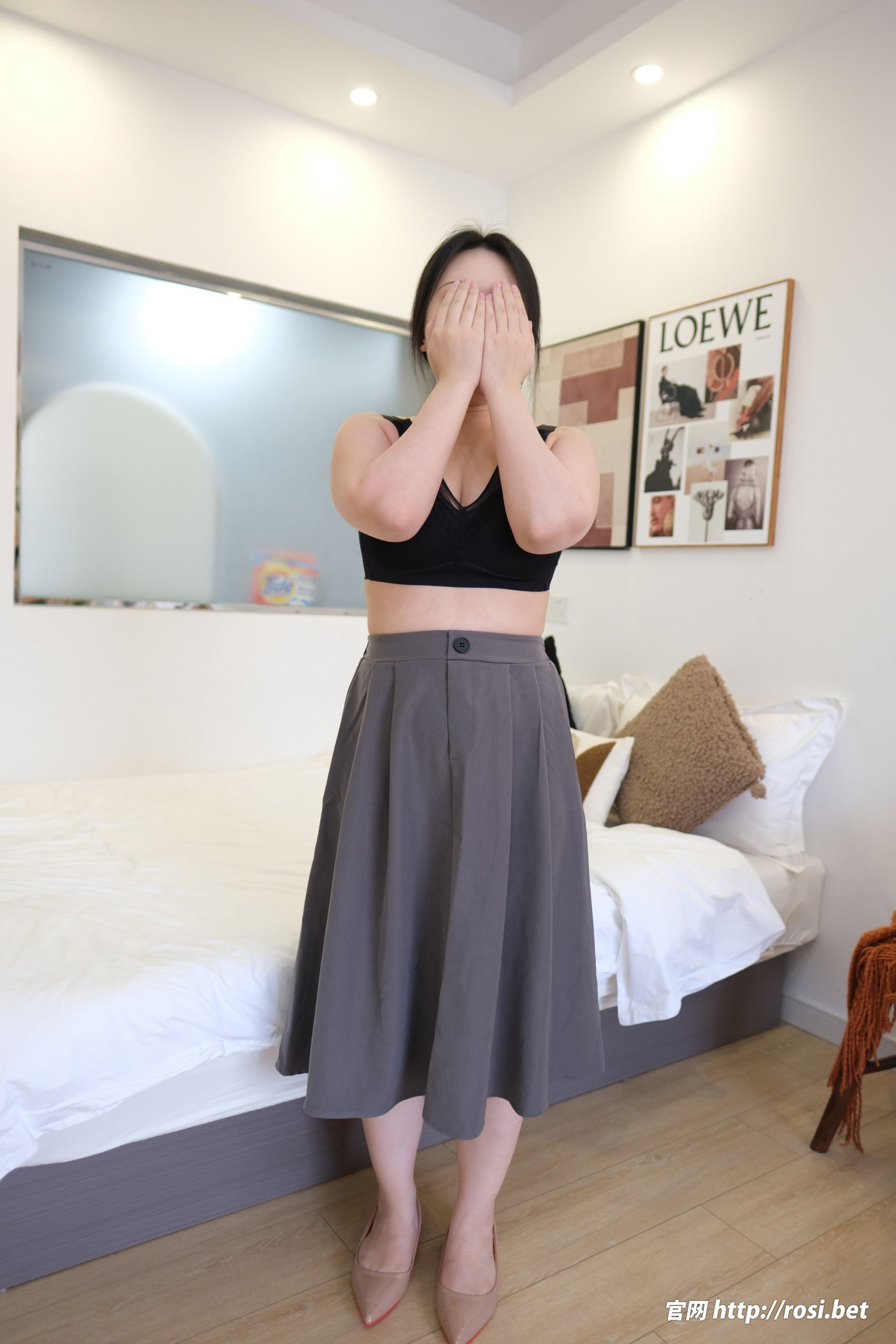 [ROSI写真] 2025.08.04 NO.4991