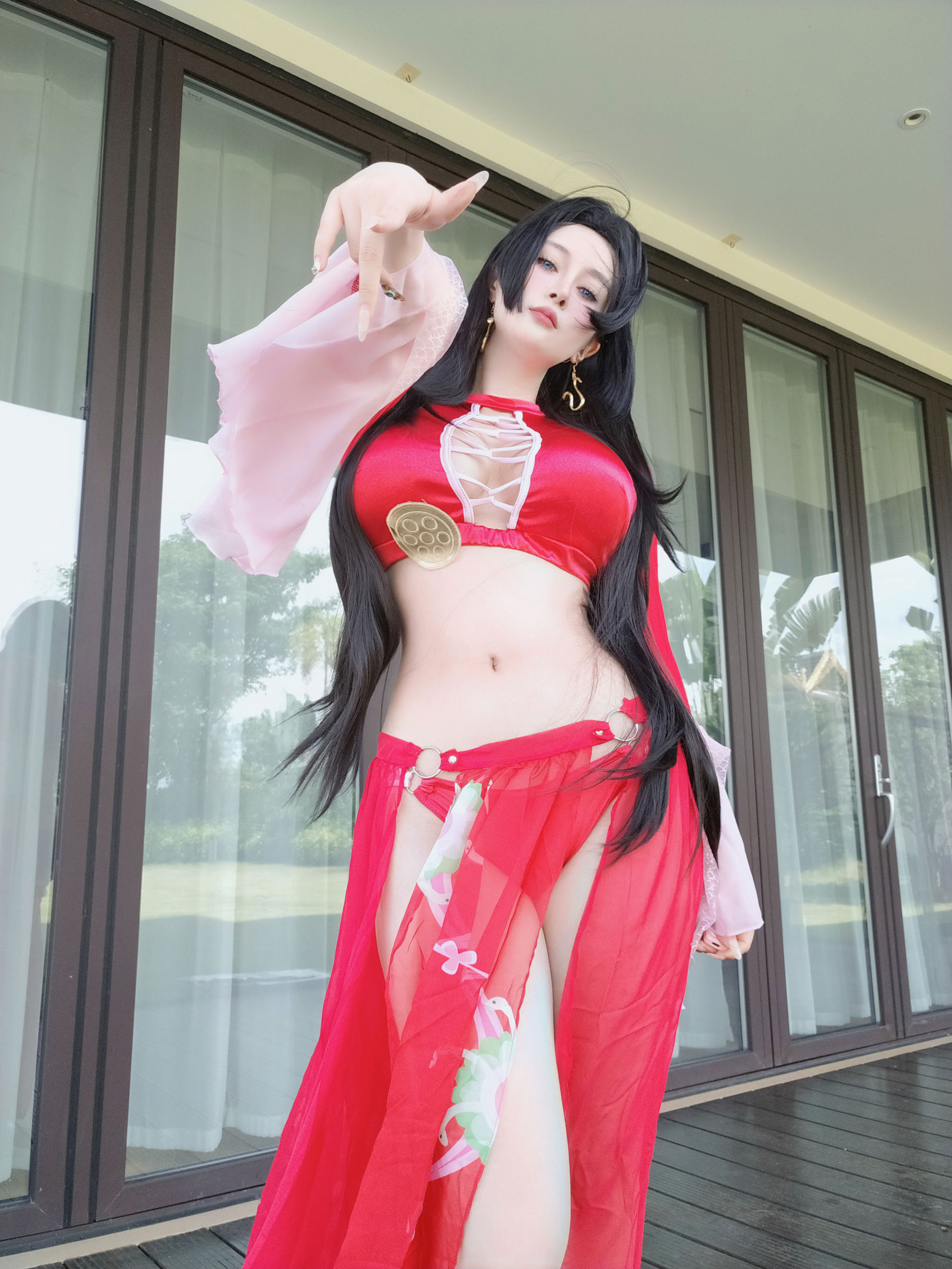 Coser小姐姐 白银 [fantia] 2024-12-10 ボア ハンコック