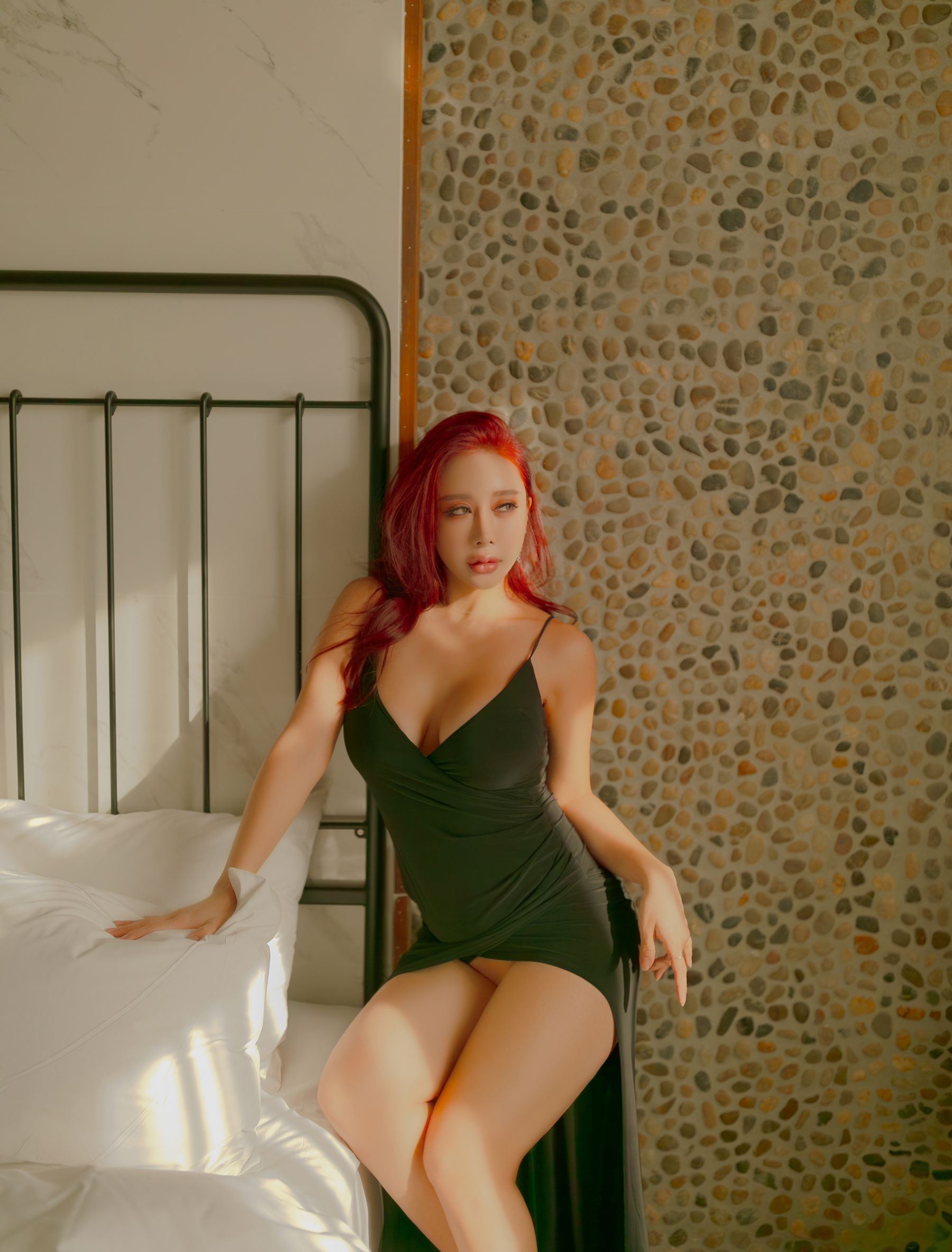 SOYOUNG - In The Hotel