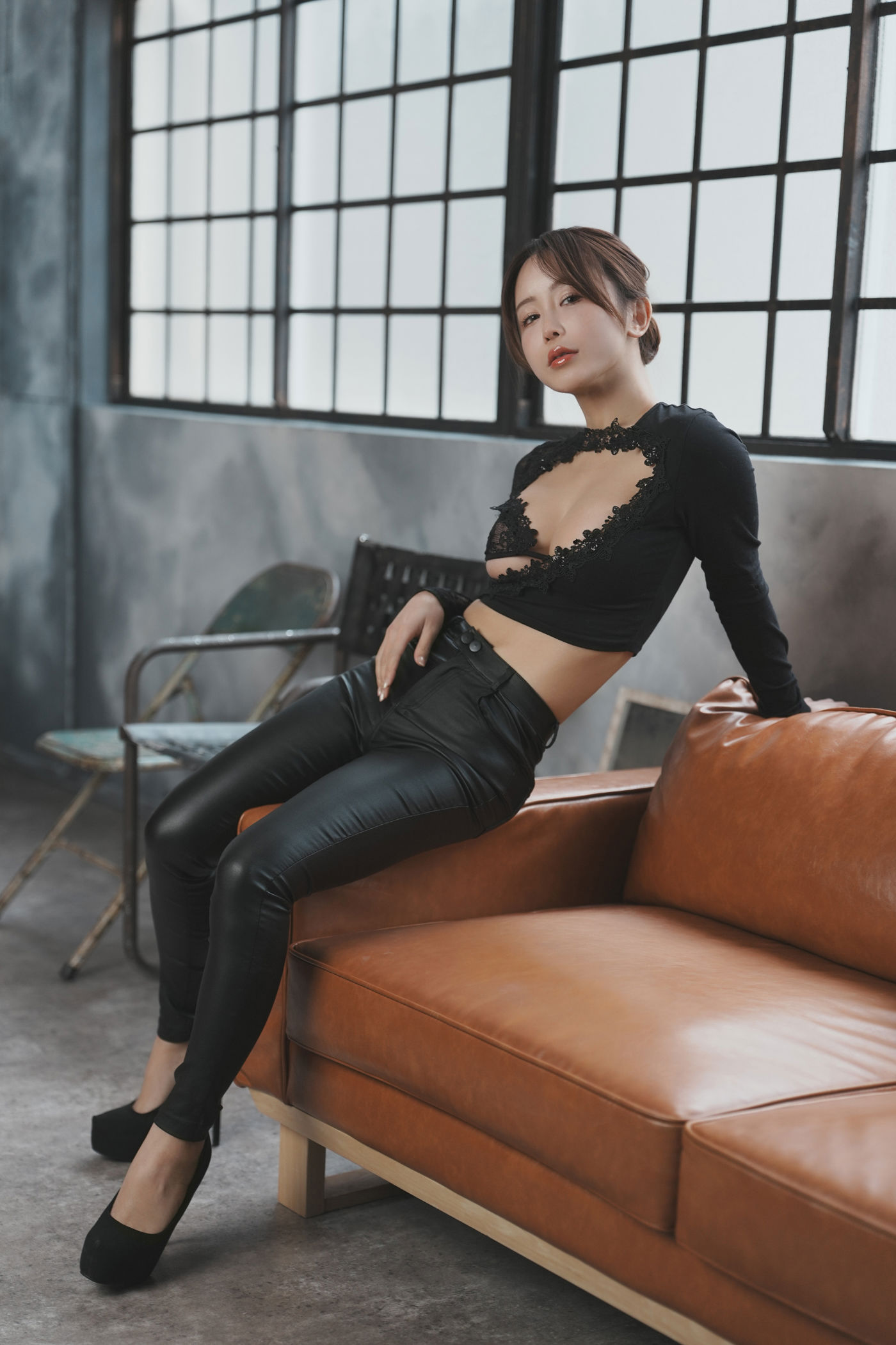 いくみ – (193iKkyu3) [Fantia] [2025.04.03] Do You Like Cool-Looking Ladies