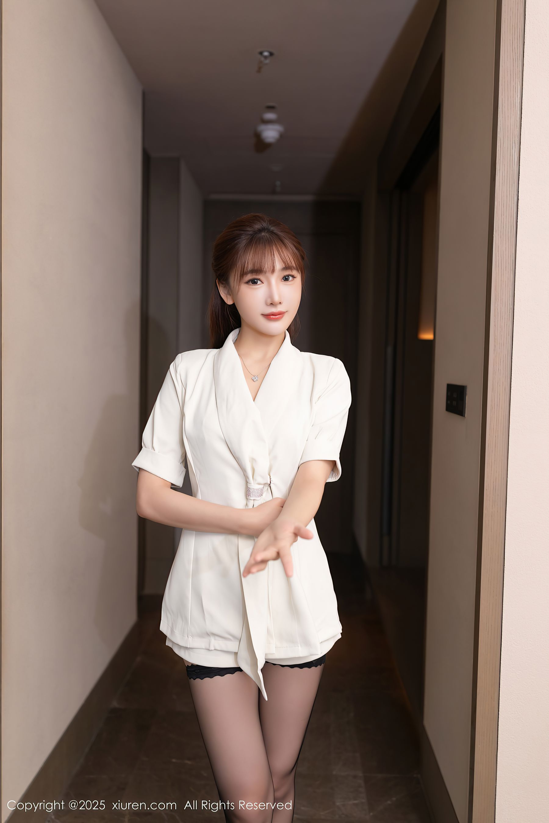 [秀人XiuRen] 2025.08.14 No.10650 陆萱萱