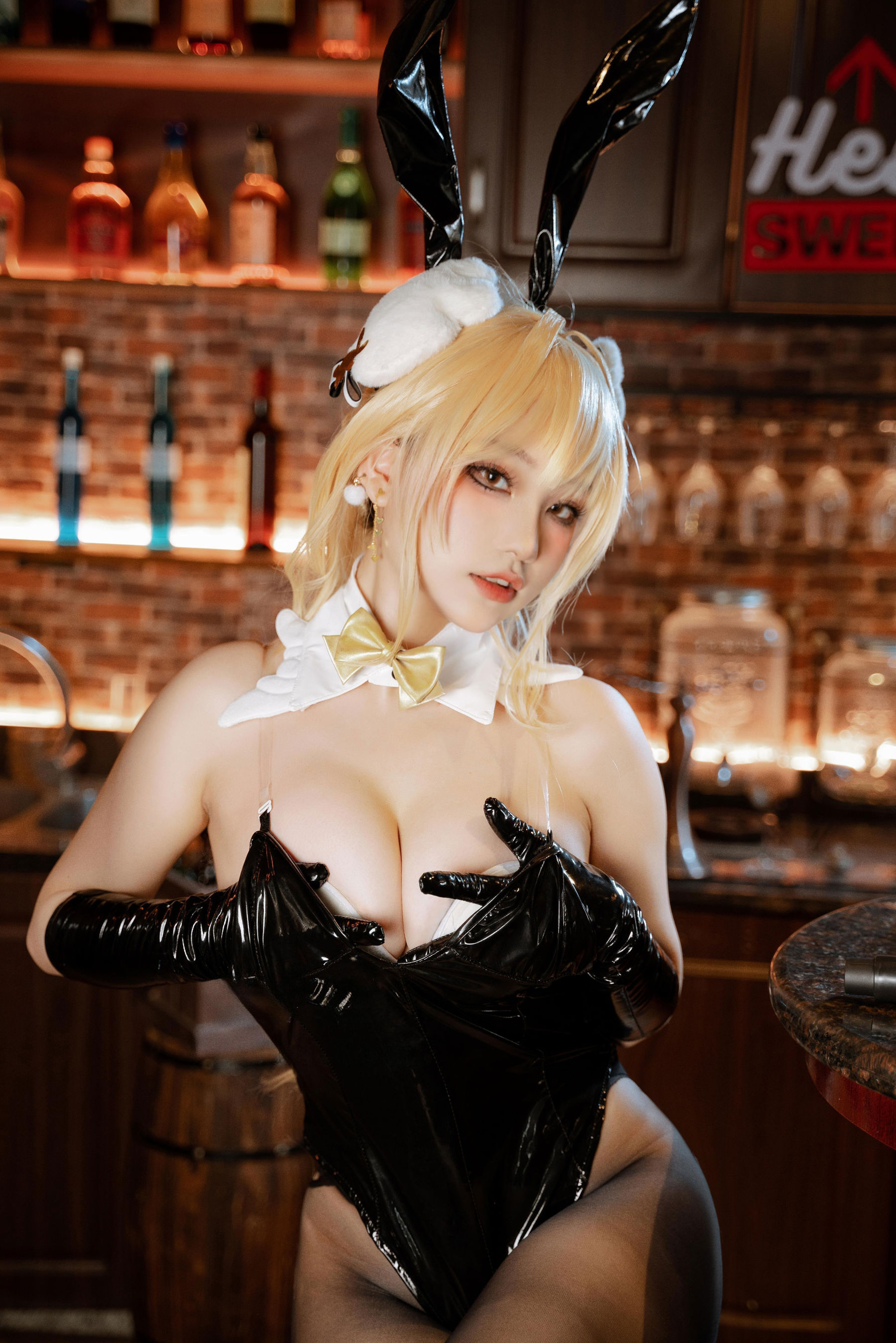 七七娜娜子 - 胜利女神 妮姬 露菲 兔女郎