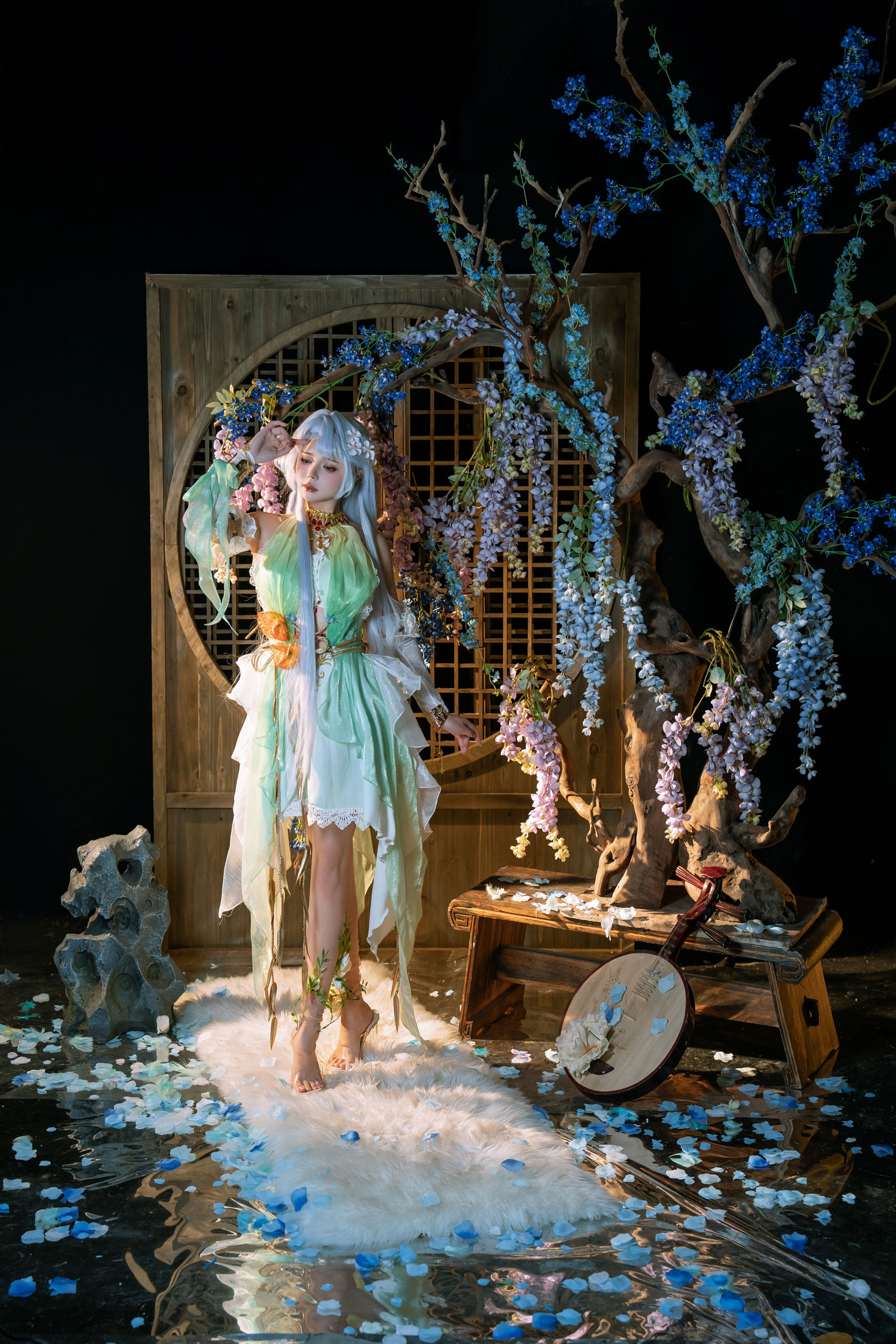 七月喵子 - 殷紫萍