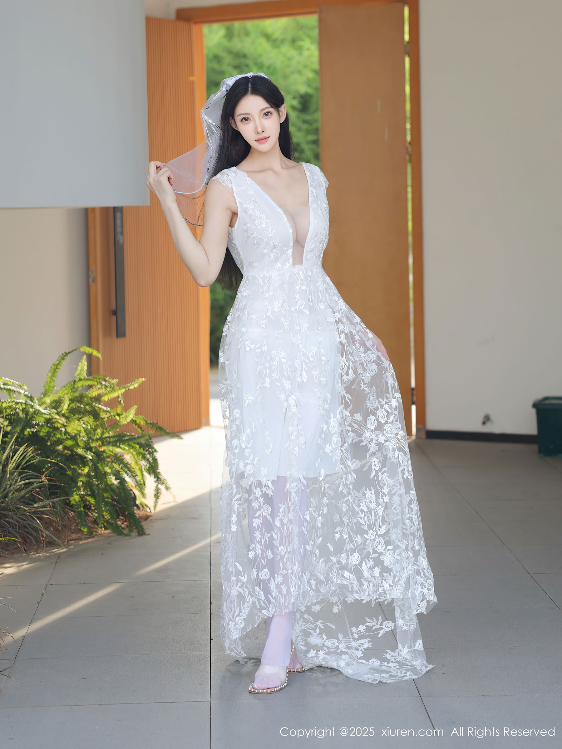 [秀人XiuRen] 2025.08.18 No.10661 梨霜儿