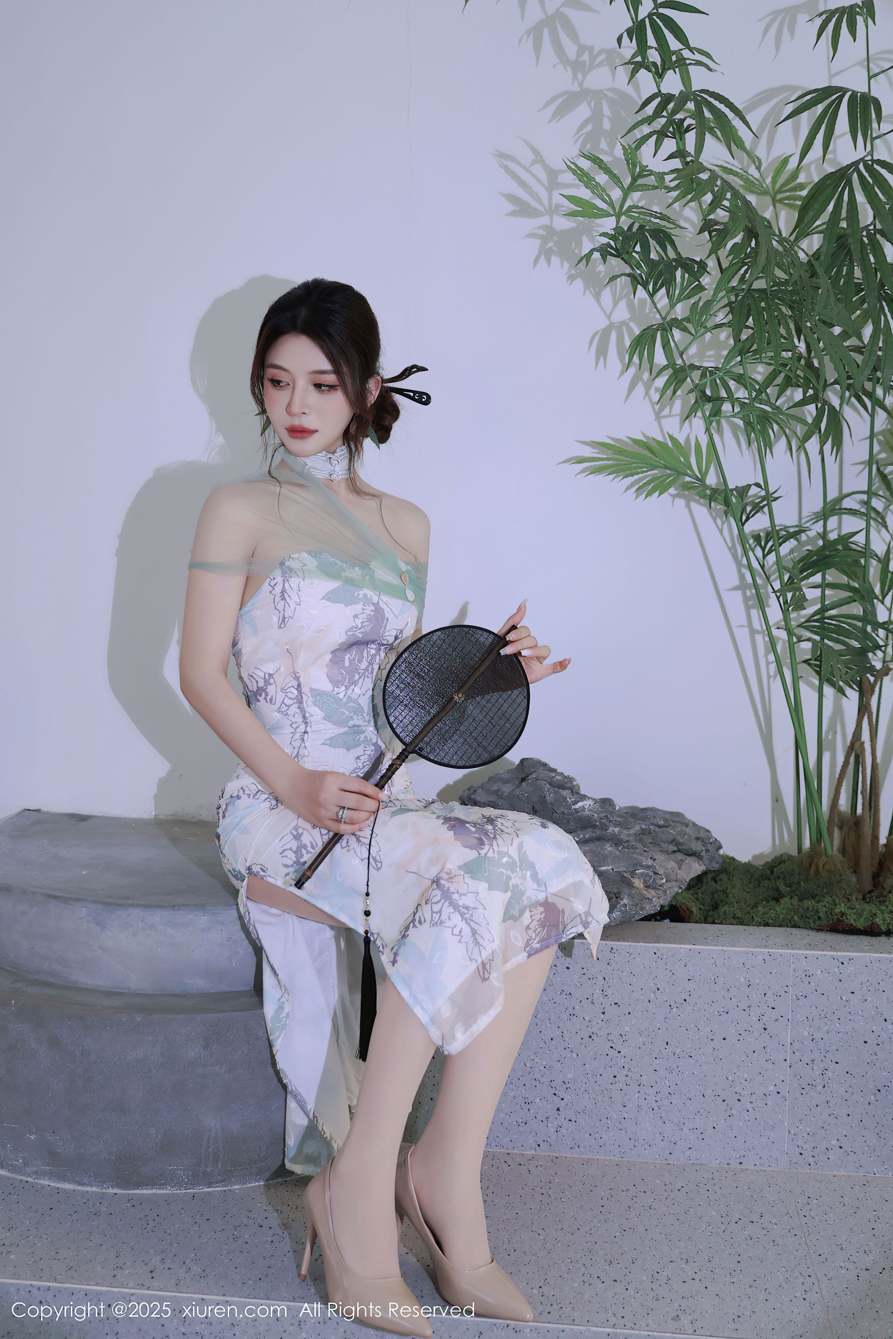 [秀人XiuRen] 2025.08.27 No.10694 阿依莎