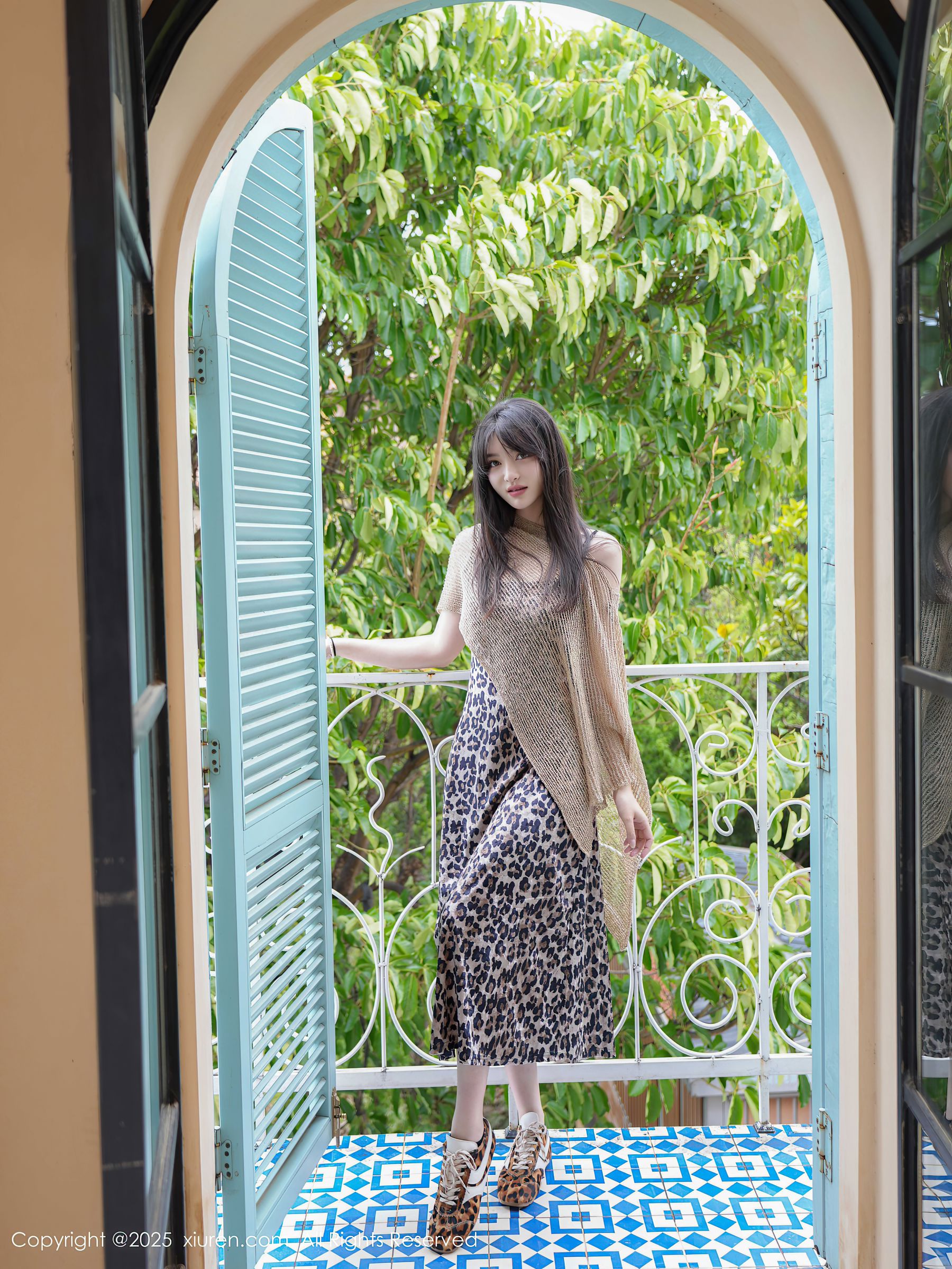 [秀人XiuRen] 2025.08.27 No.10698 白露lulu