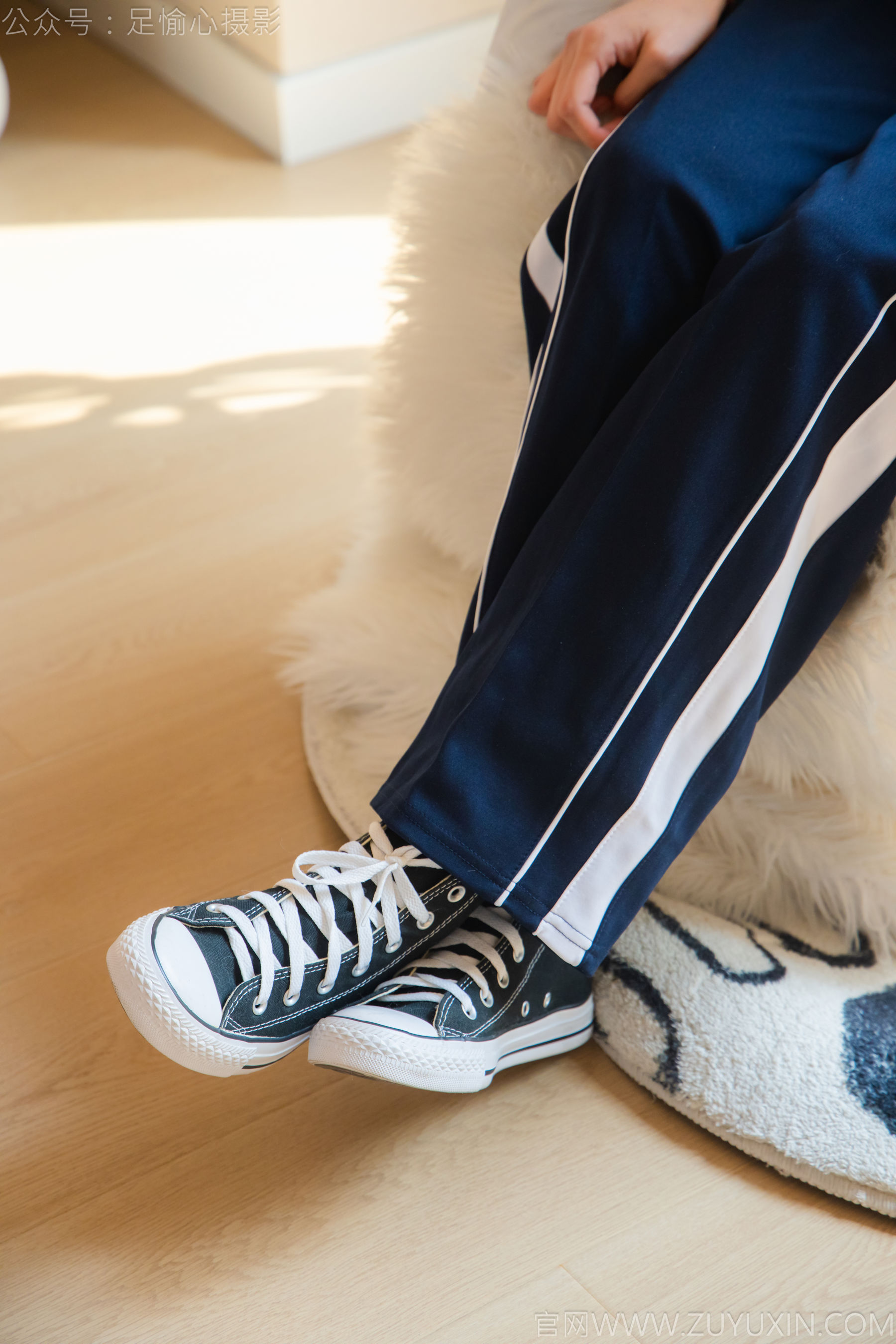 足愉心 No.031 奶芙 （搭配：校服、帆布鞋、白色棉袜、裸足）