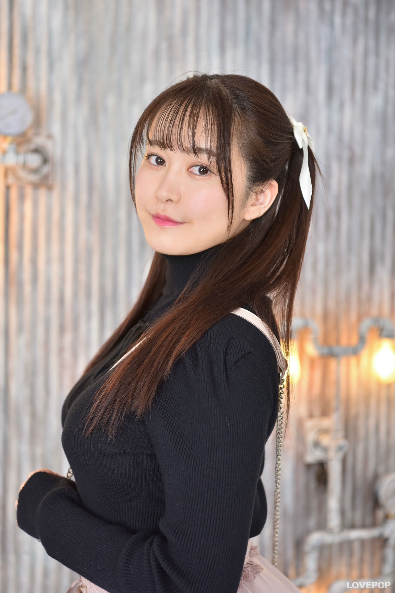 [LOVEPOP] Shizuna Ito 伊藤しずな Photoset 01