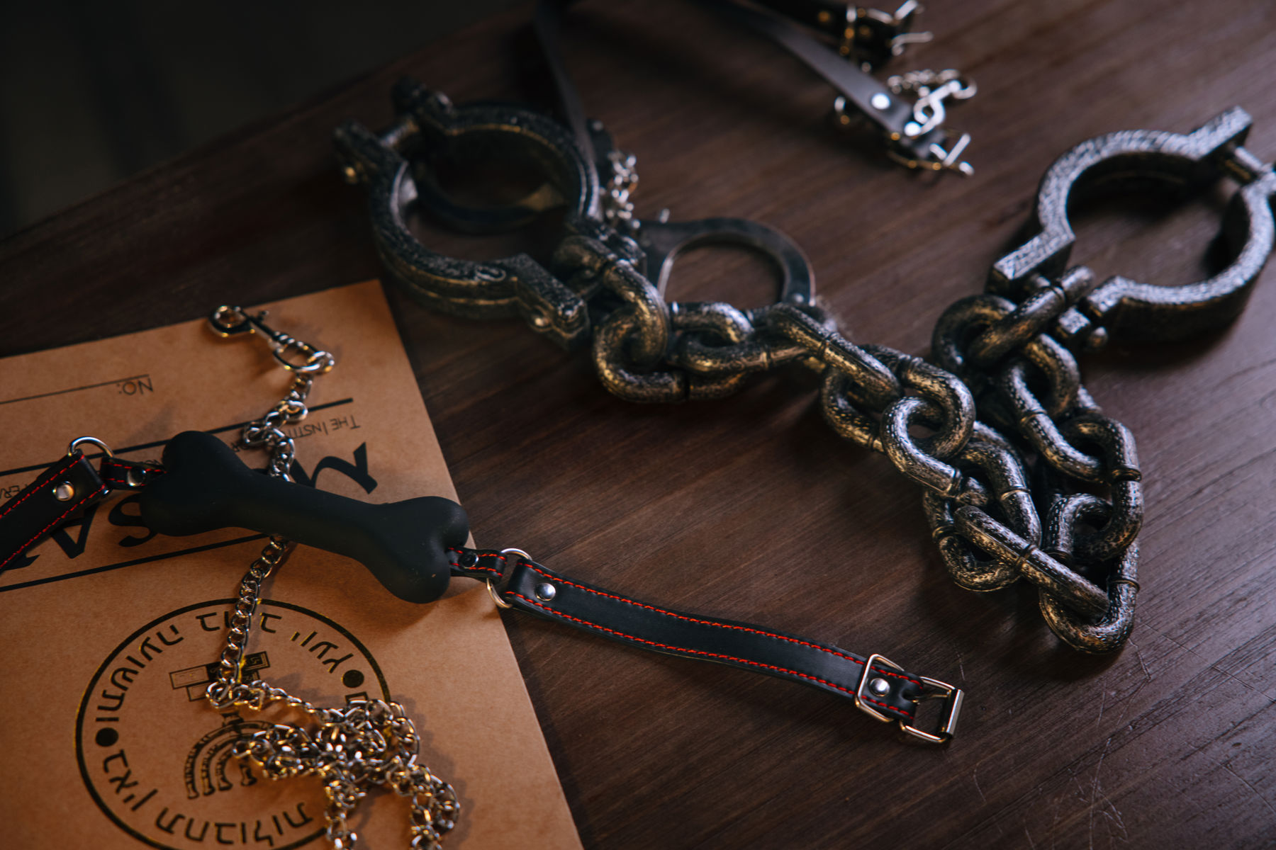 Cosplay 日奈娇 - 审讯室