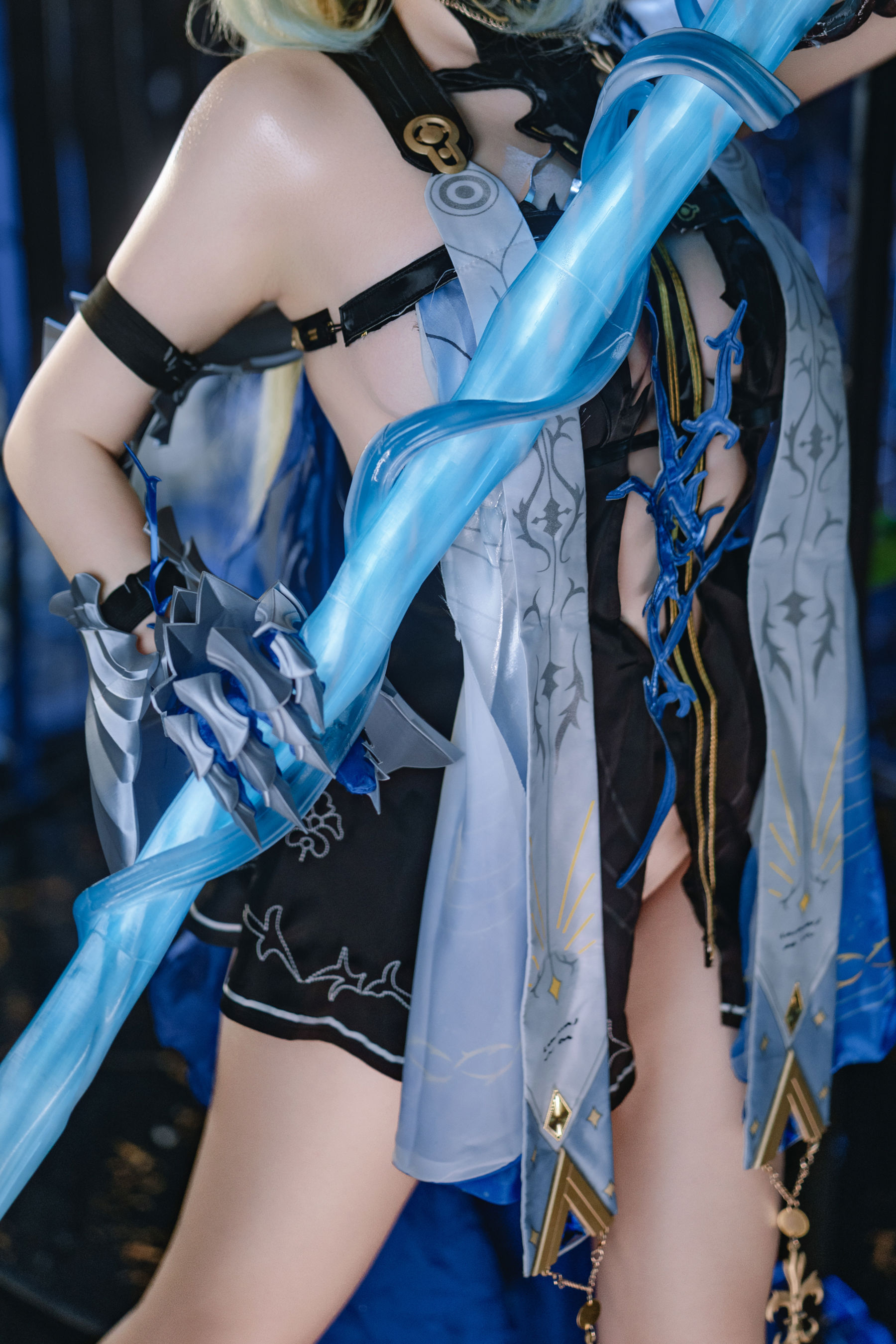 鬼马少女 阿薰kaOri - 鸣潮 芙露德莉斯