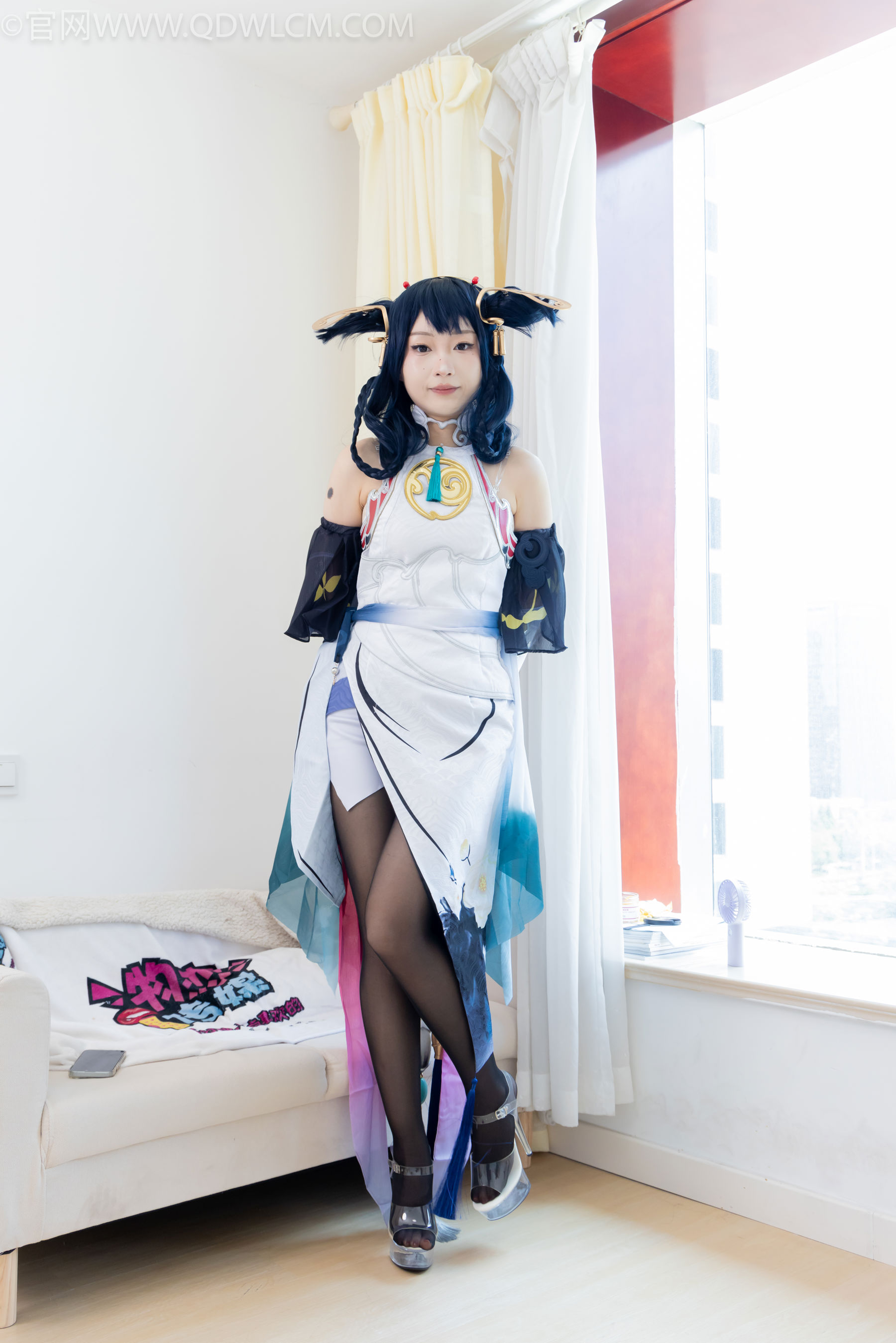 物恋传媒 No.2478 嘟嘟 - cos服、高跟凉鞋、薄白丝、薄黑丝