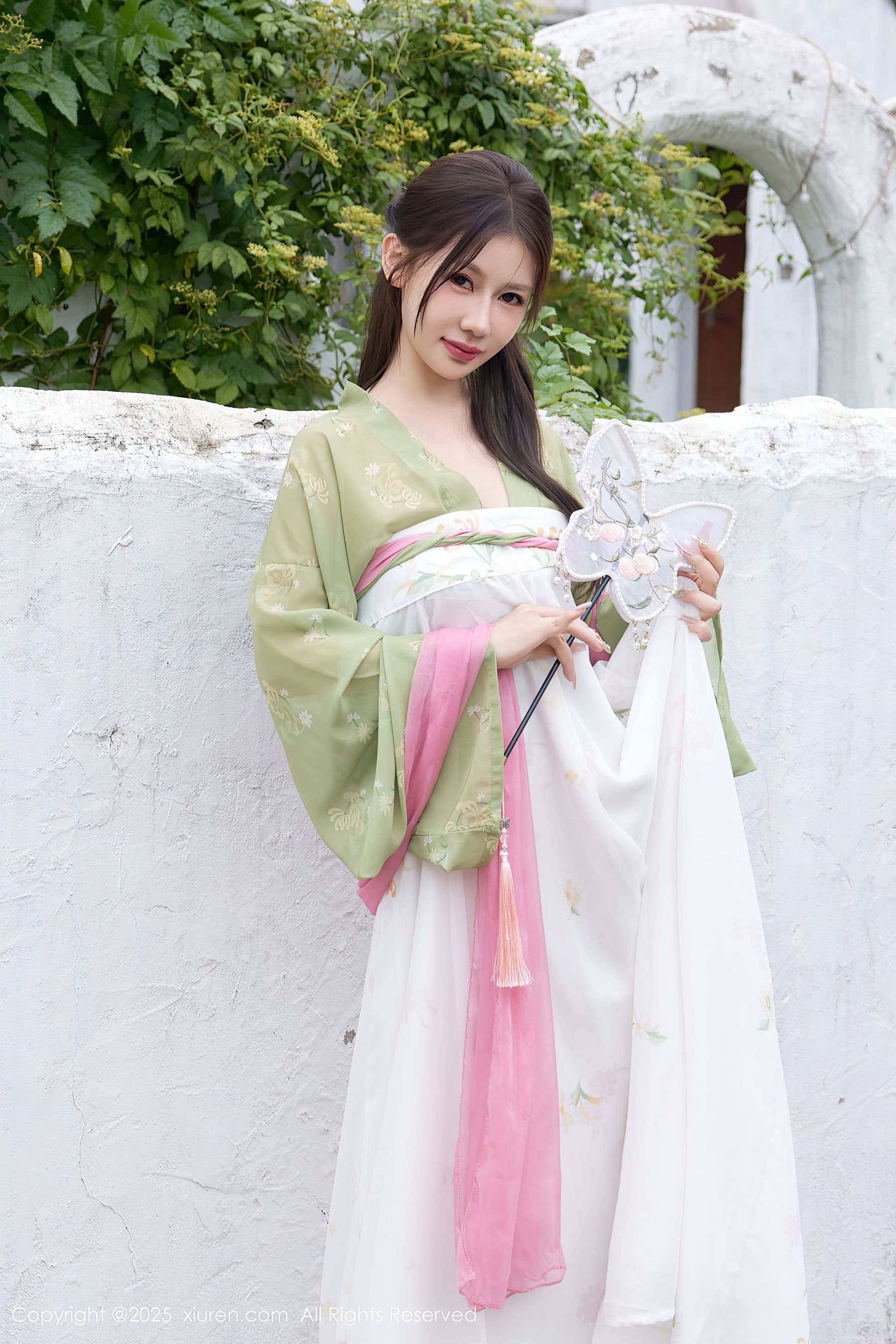 [秀人XiuRen] 2025.09.30 No.10834 尹甜甜sunny