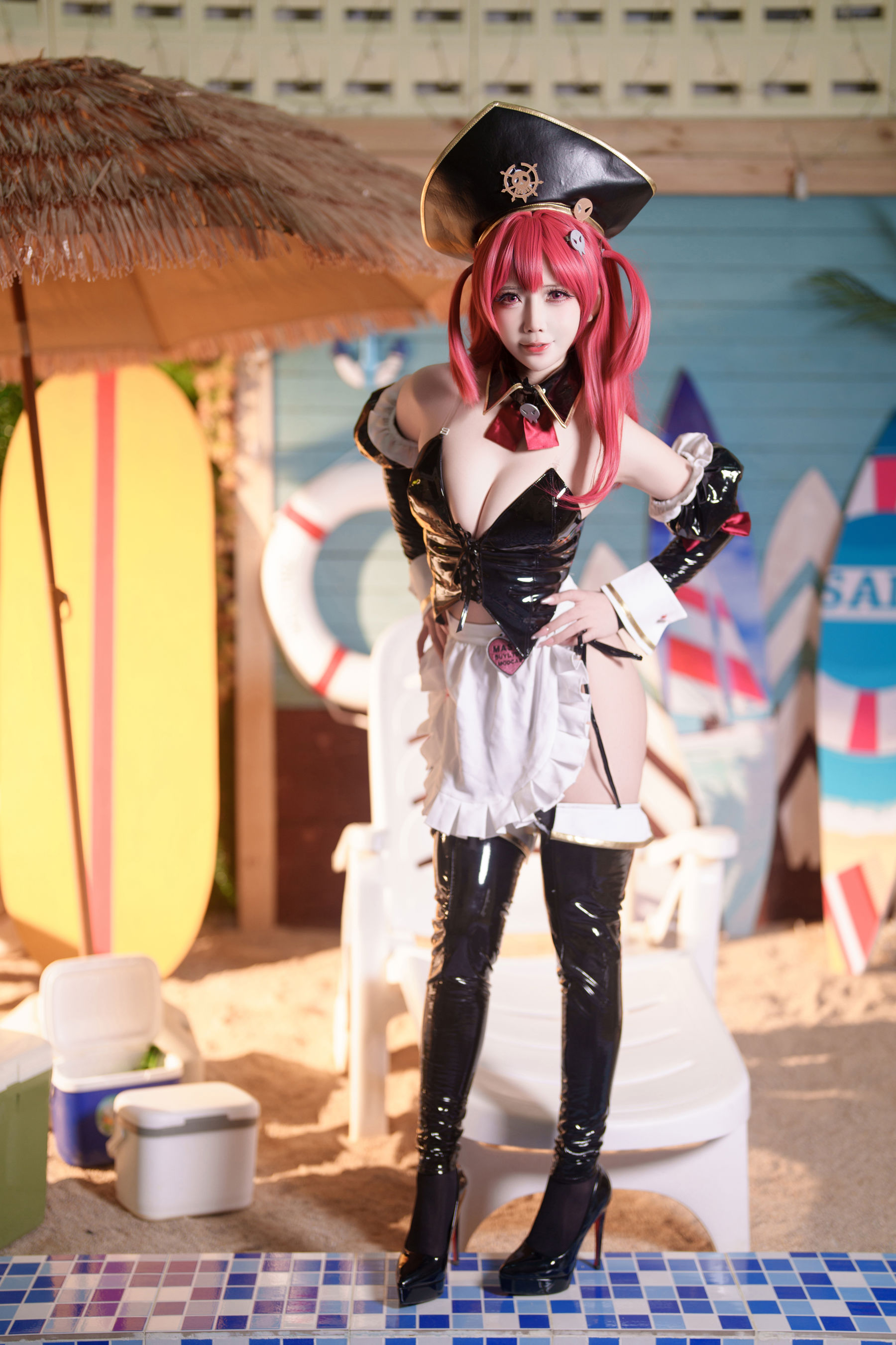 二次元妹子 抱走莫子aa - Nikke胜利女神 马斯特