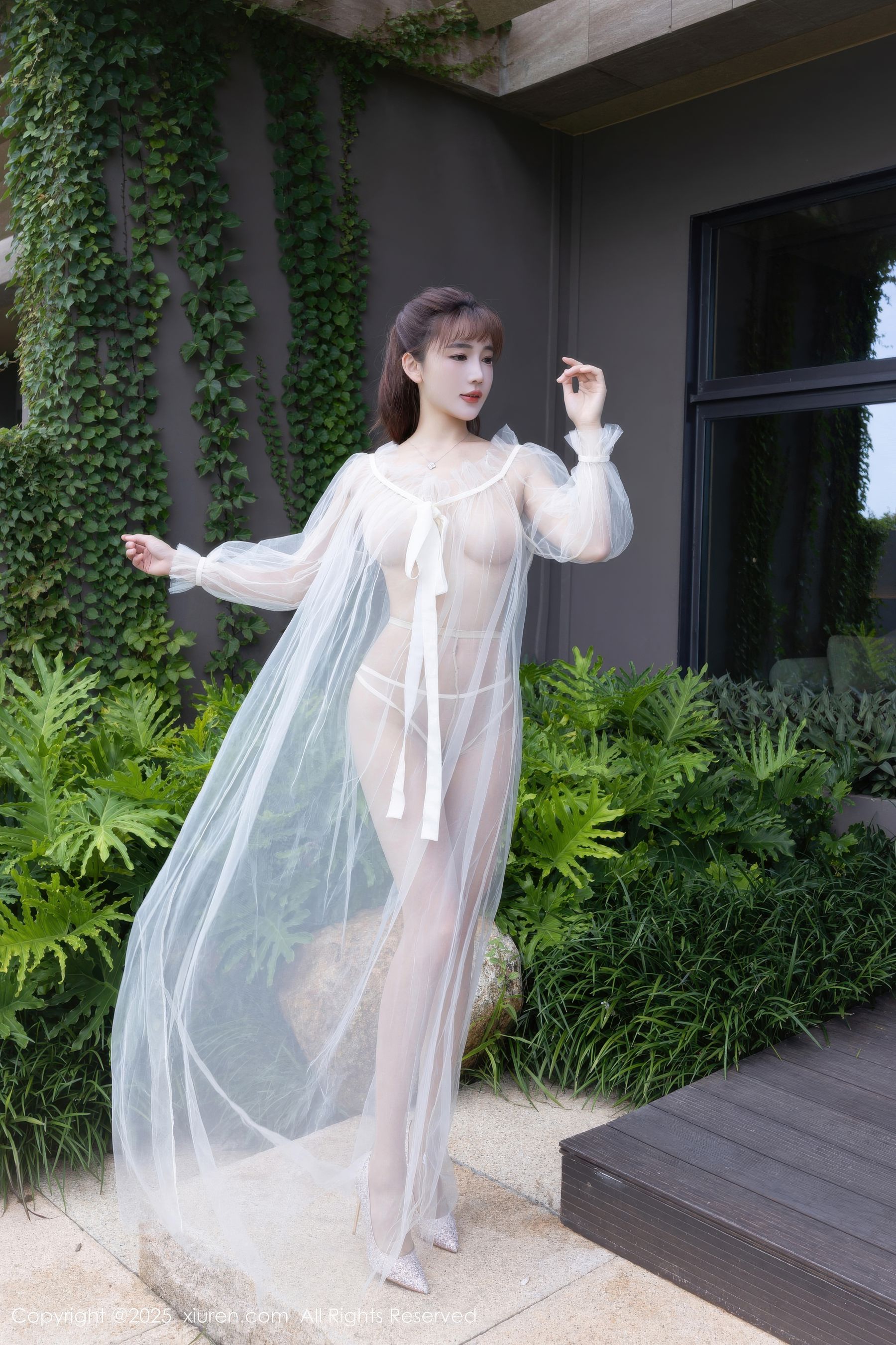 [秀人XiuRen] 2025.10.23 No.10903 陆萱萱