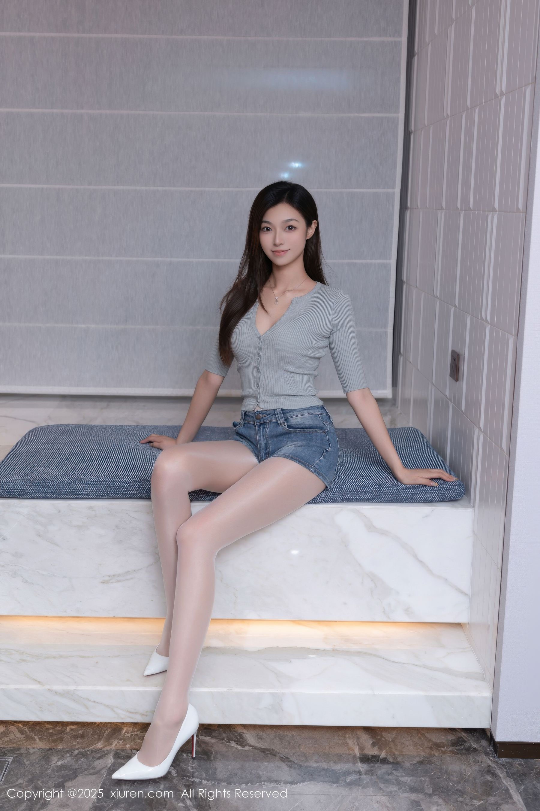 [秀人XiuRen] 2025.10.17 No.10881 kiki柚柚