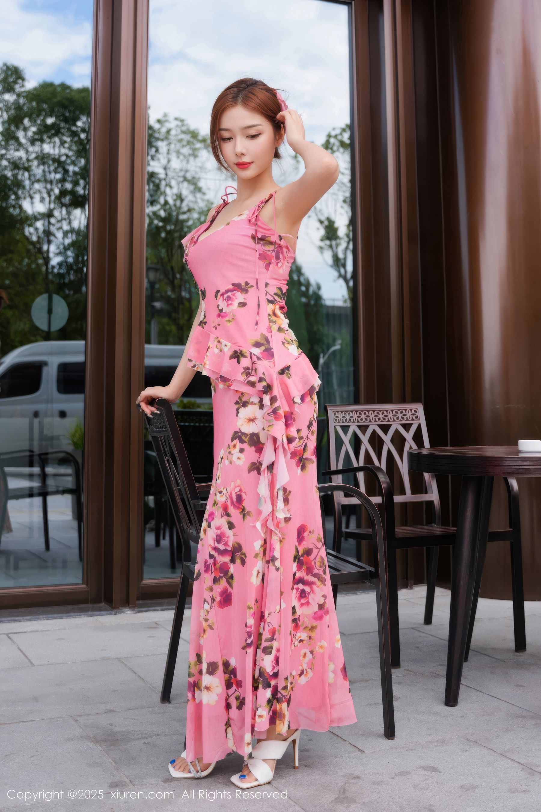 [秀人XiuRen] 2025.11.06 No.10954 白芷yy