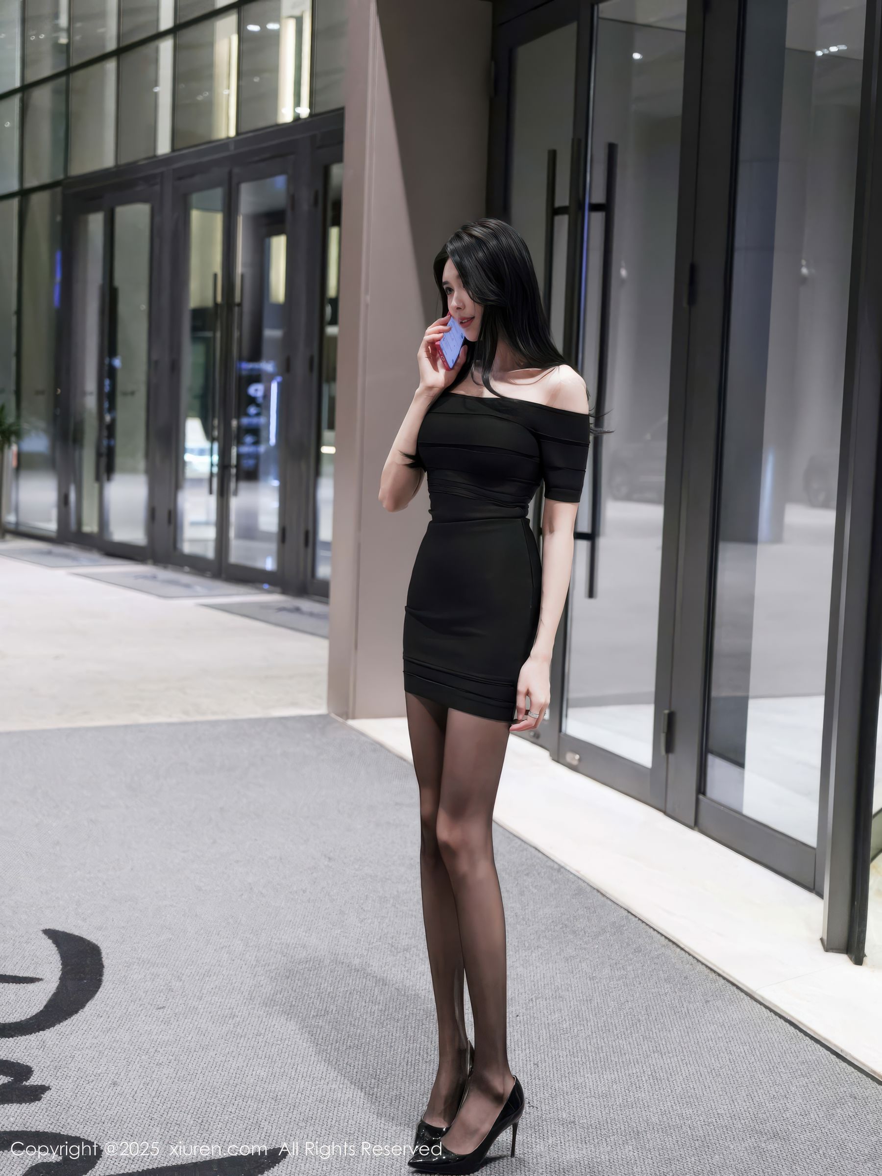 [秀人XiuRen] 2025.11.04 No.10942 椰汁糯米姬