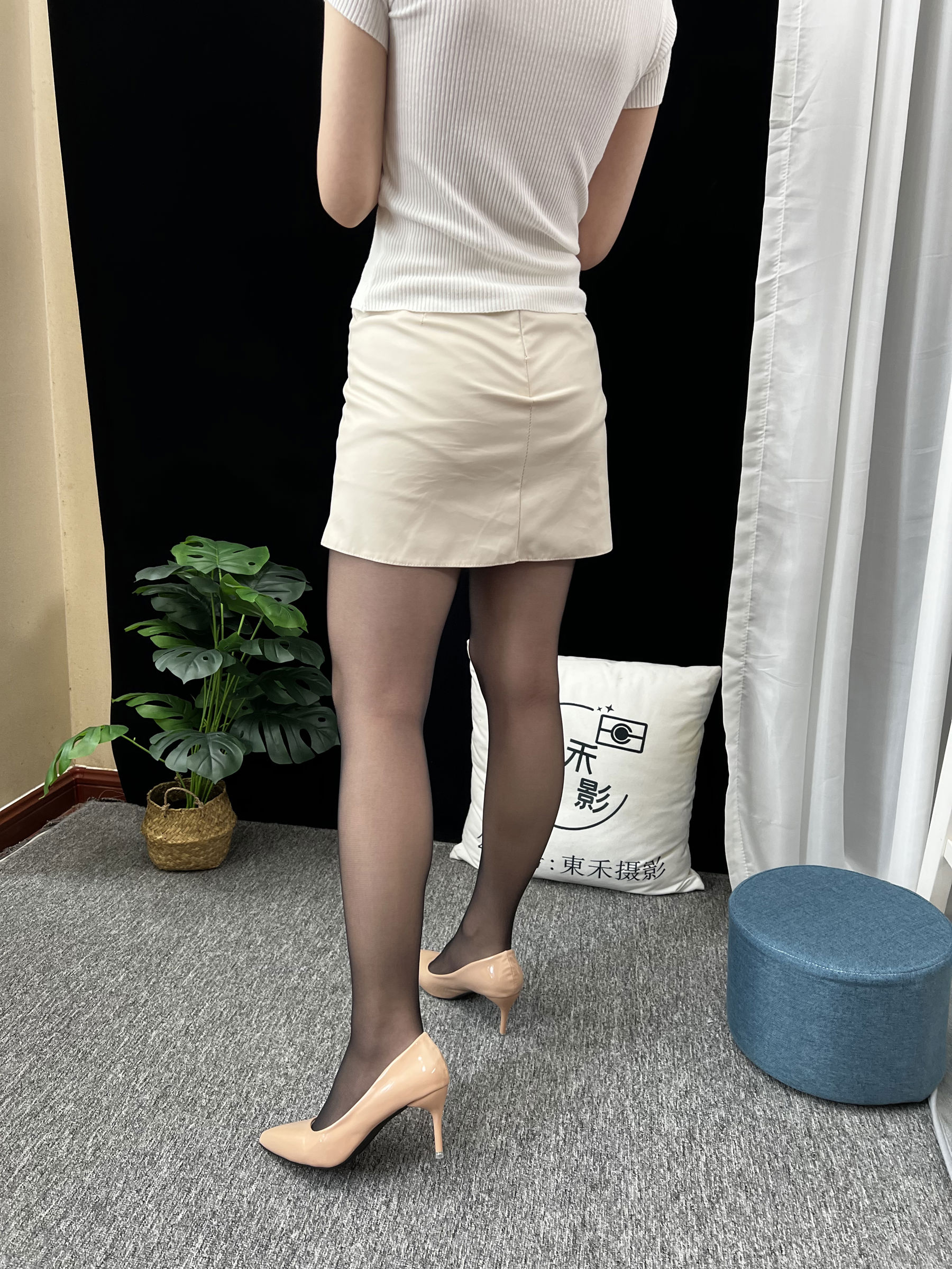 三禾摄影 No.014 皮裙 高跟