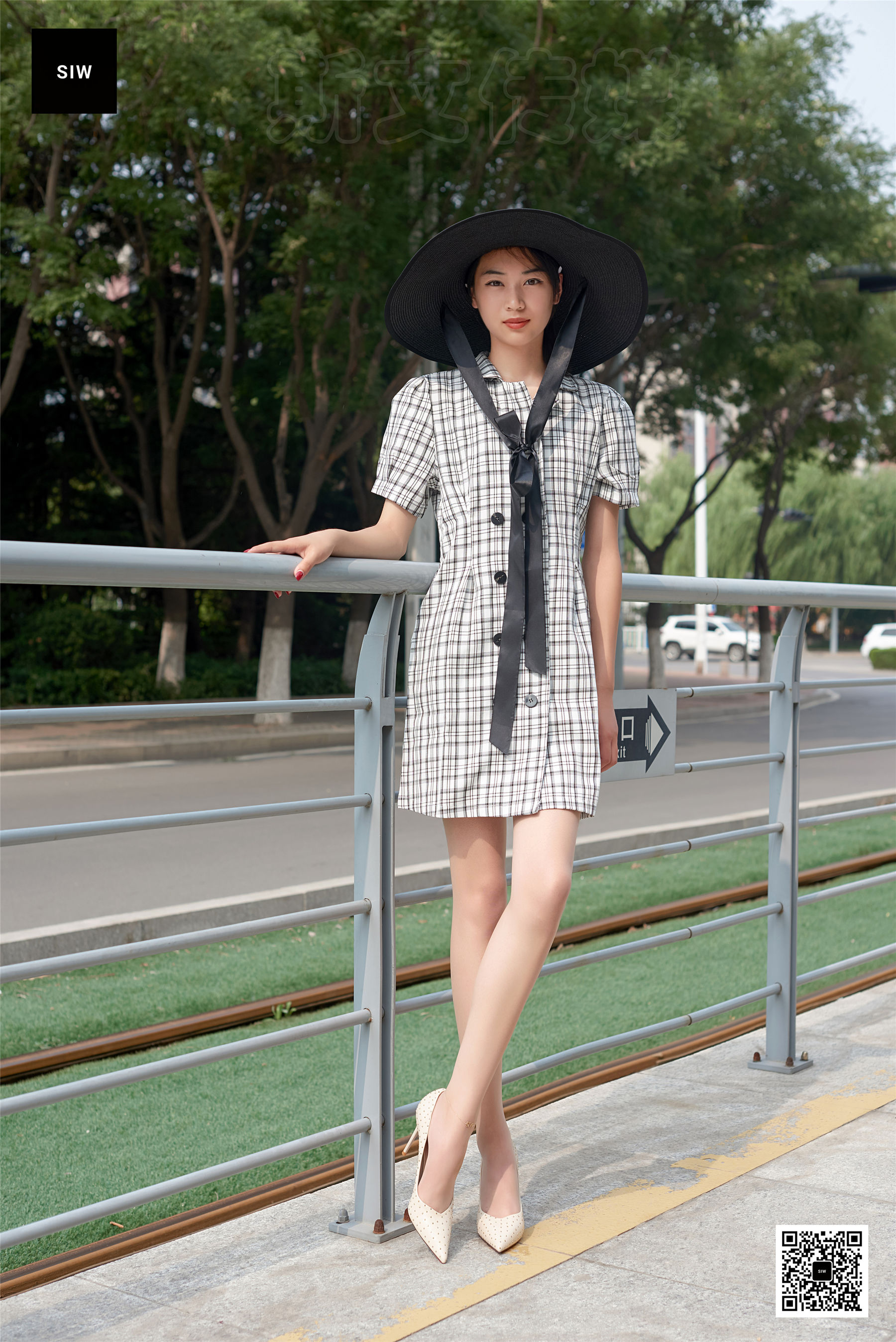 [斯文传媒SIW]  丽莉 月台少女