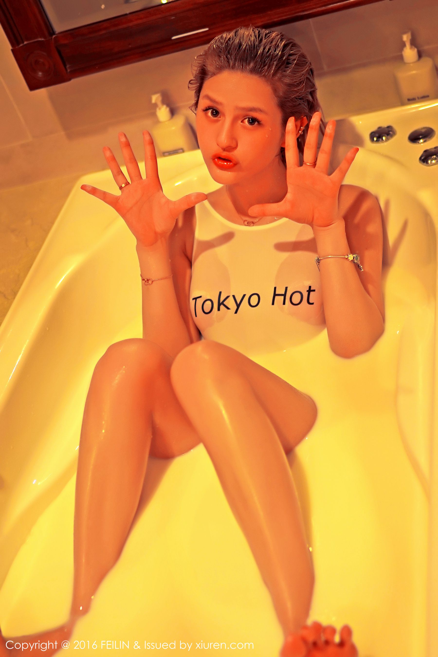 史雯Swan《Tokyo Hot湿身 蕾丝内衣》 [嗲囡囡FEILIN] Vol.037 