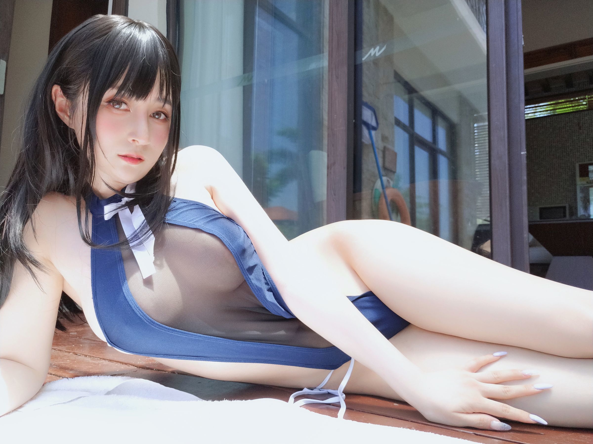 [网红COSER写真] Coser小姐姐白银 - 镂空泳衣